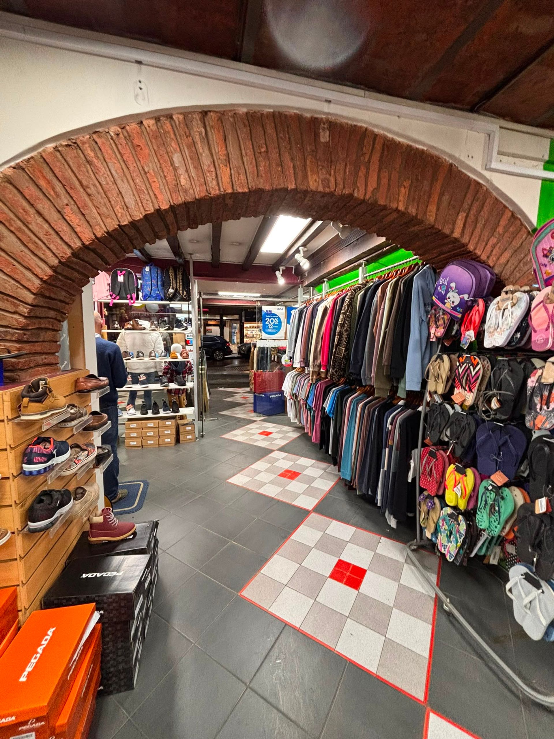 Local comercial en el corazón de Salto - foto 4