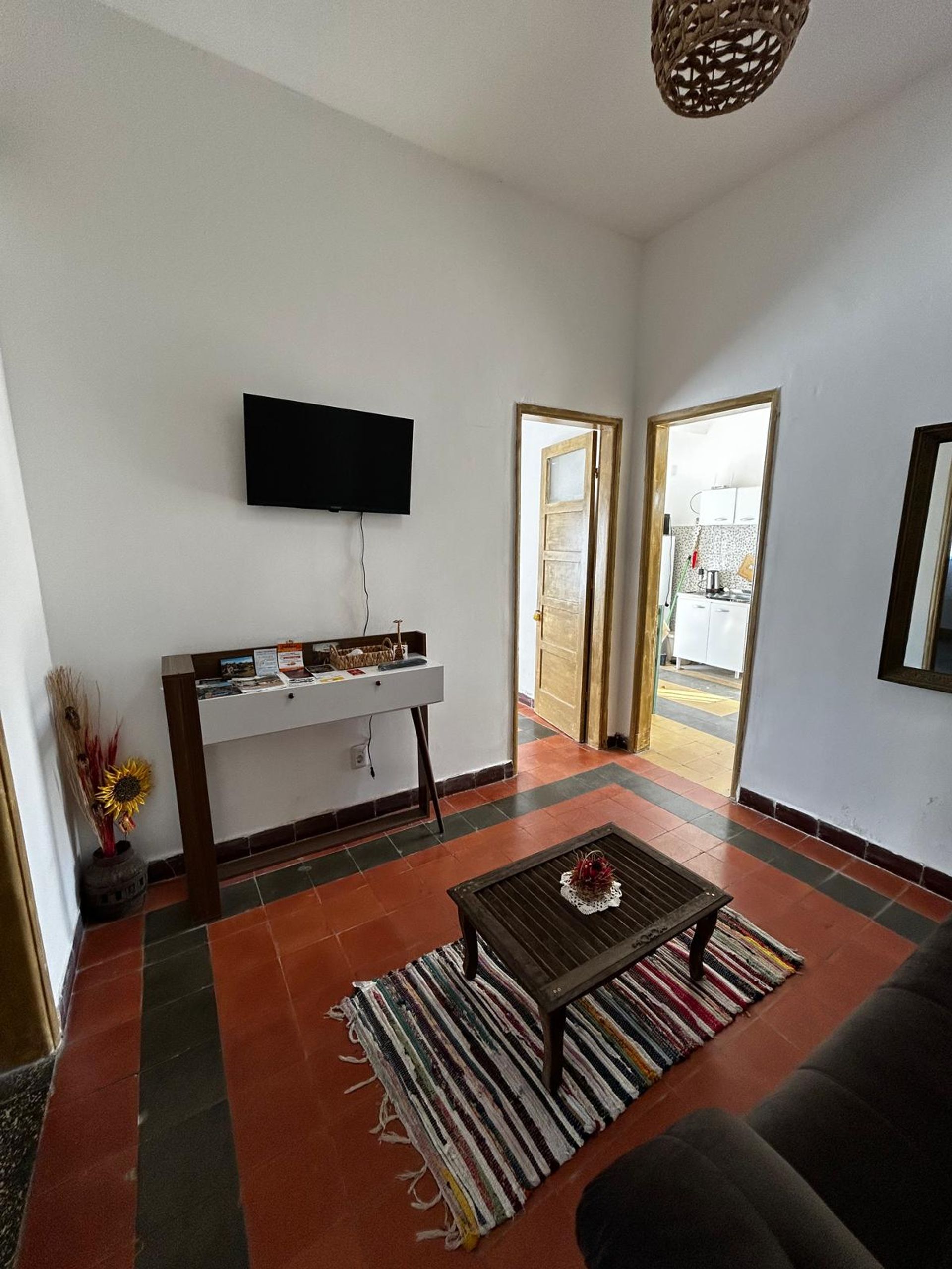 Casa 2 dorm. en ALQUILER Colonia 50m del Shopping · Foto 7