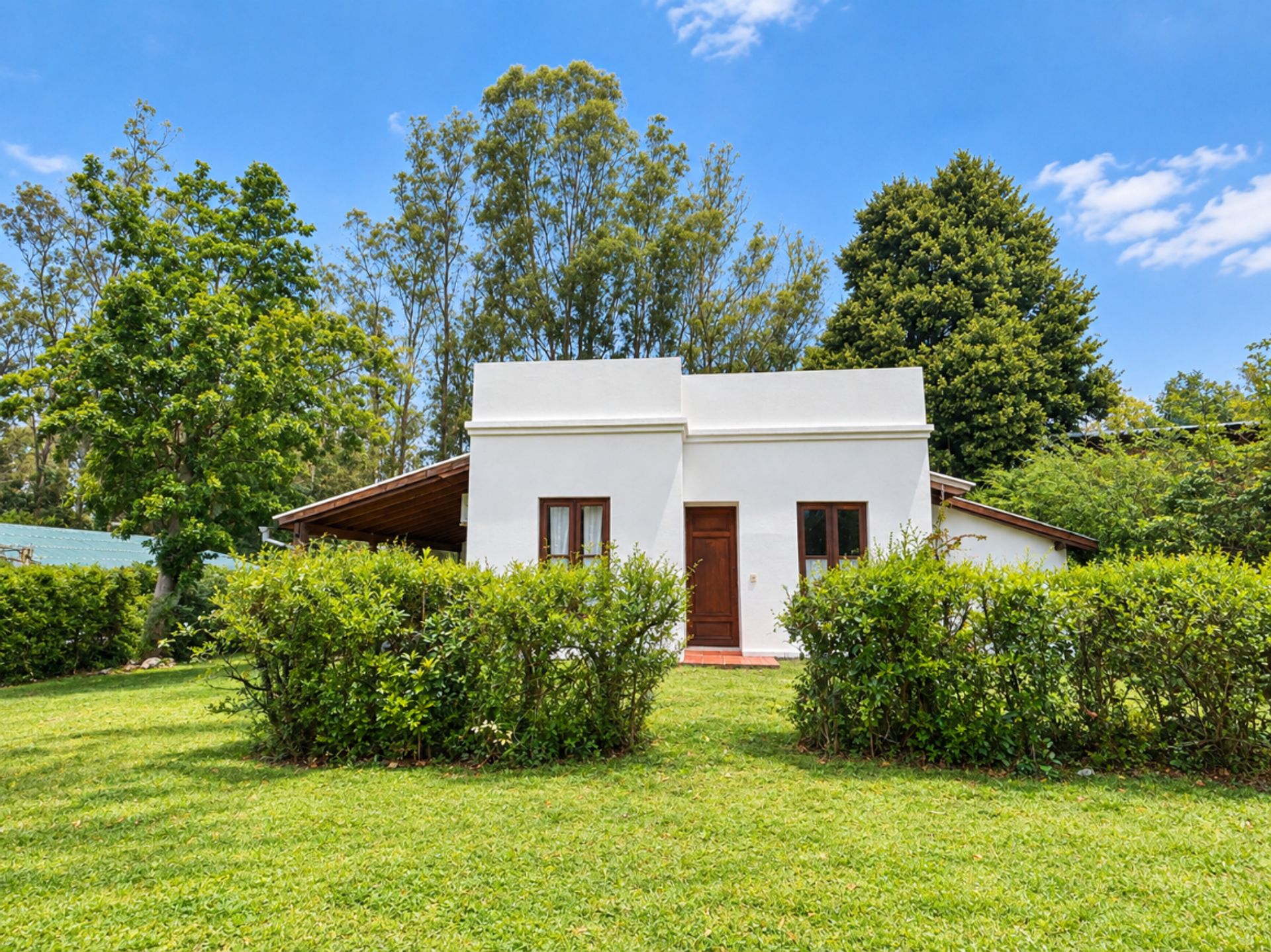 Casa 2 Dormitorios en venta Santa Ana, dos baños.