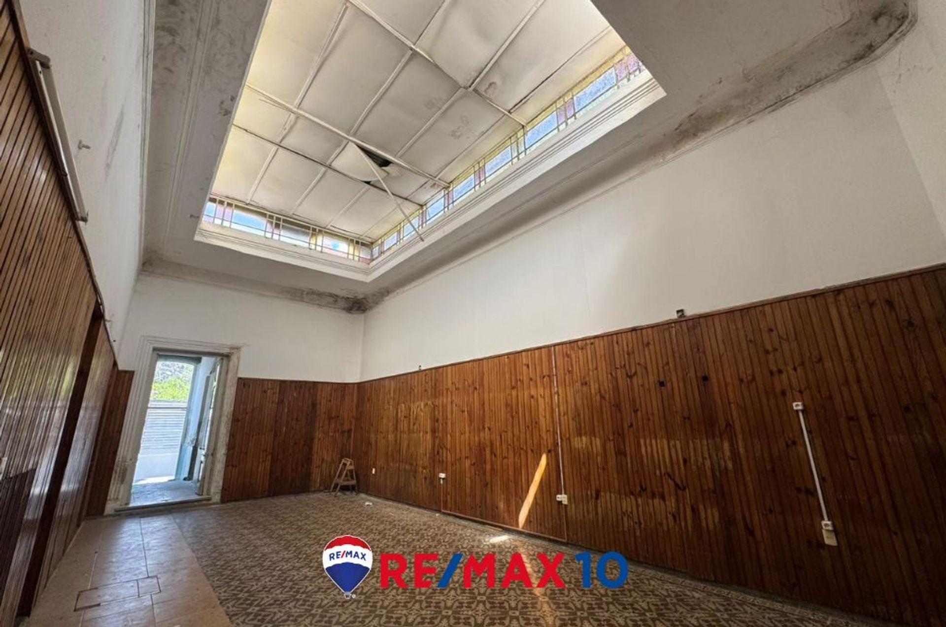 PROPIEDAD CON EXCELENTE POTENCIAL COMERCIAL - foto 2