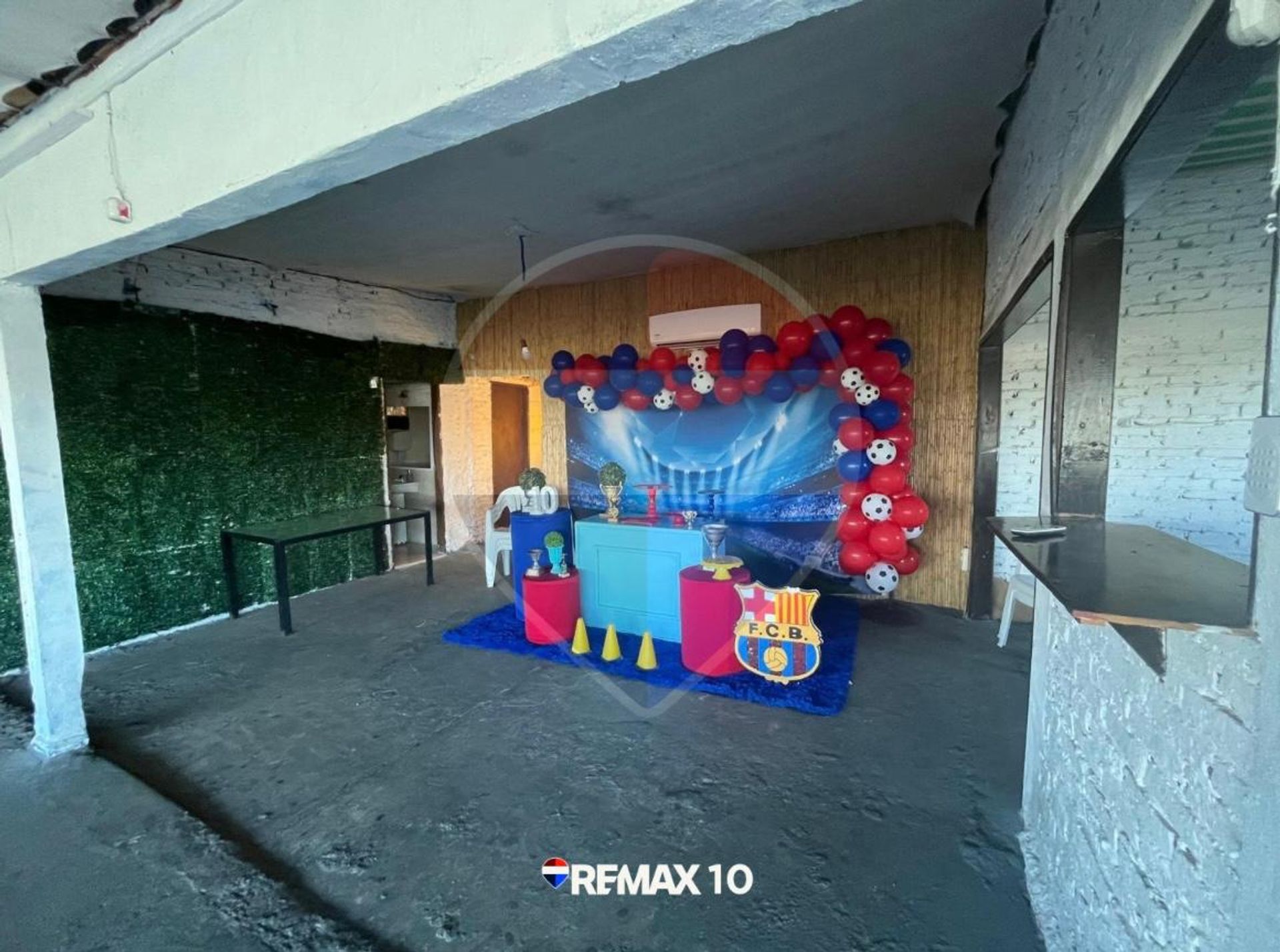 Alquiler salón de fiestas y canchas de fútbol · Foto 8