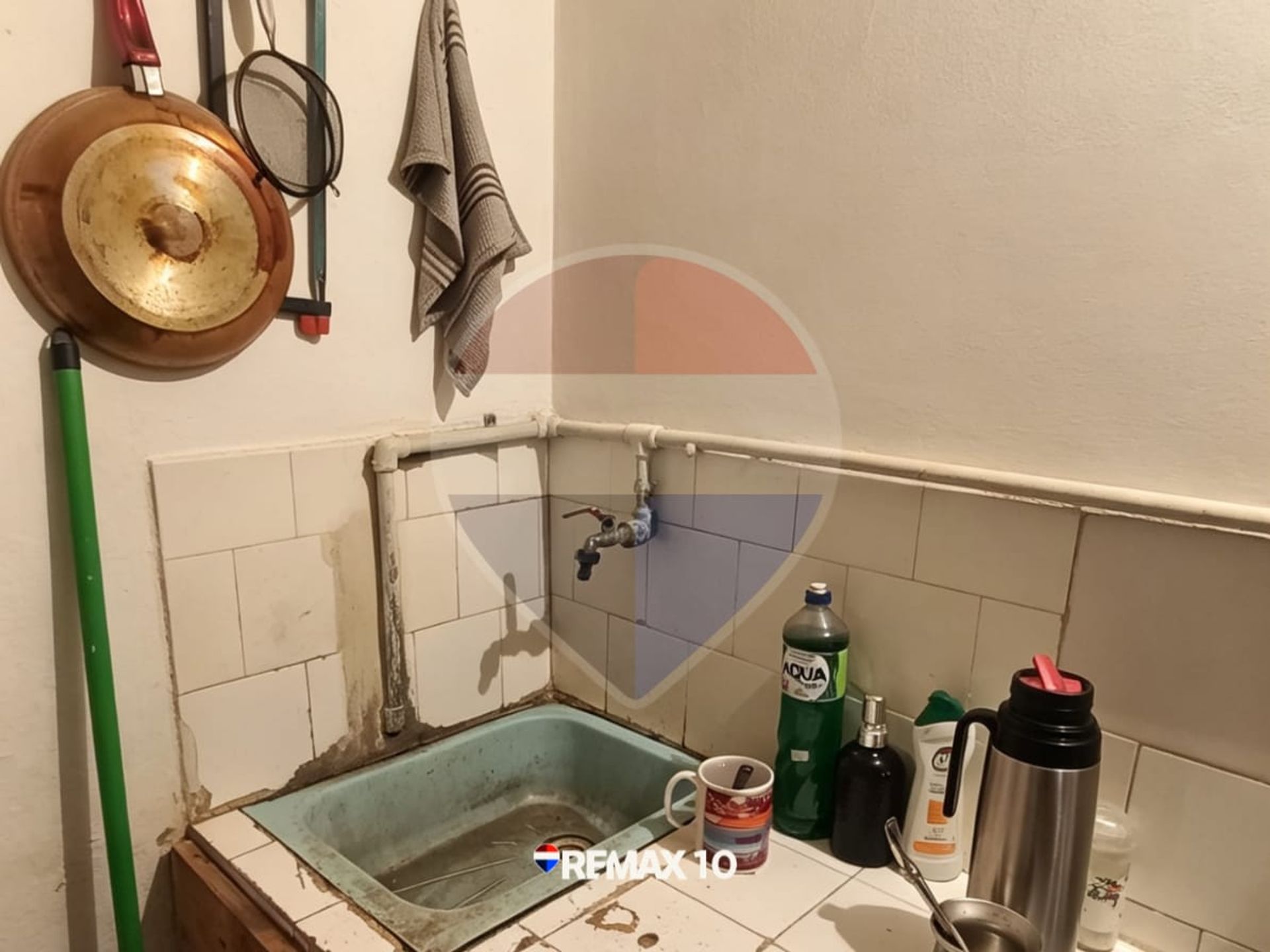 CASA EN EXELENTE PUNTO DE LA CIUDAD - foto 5