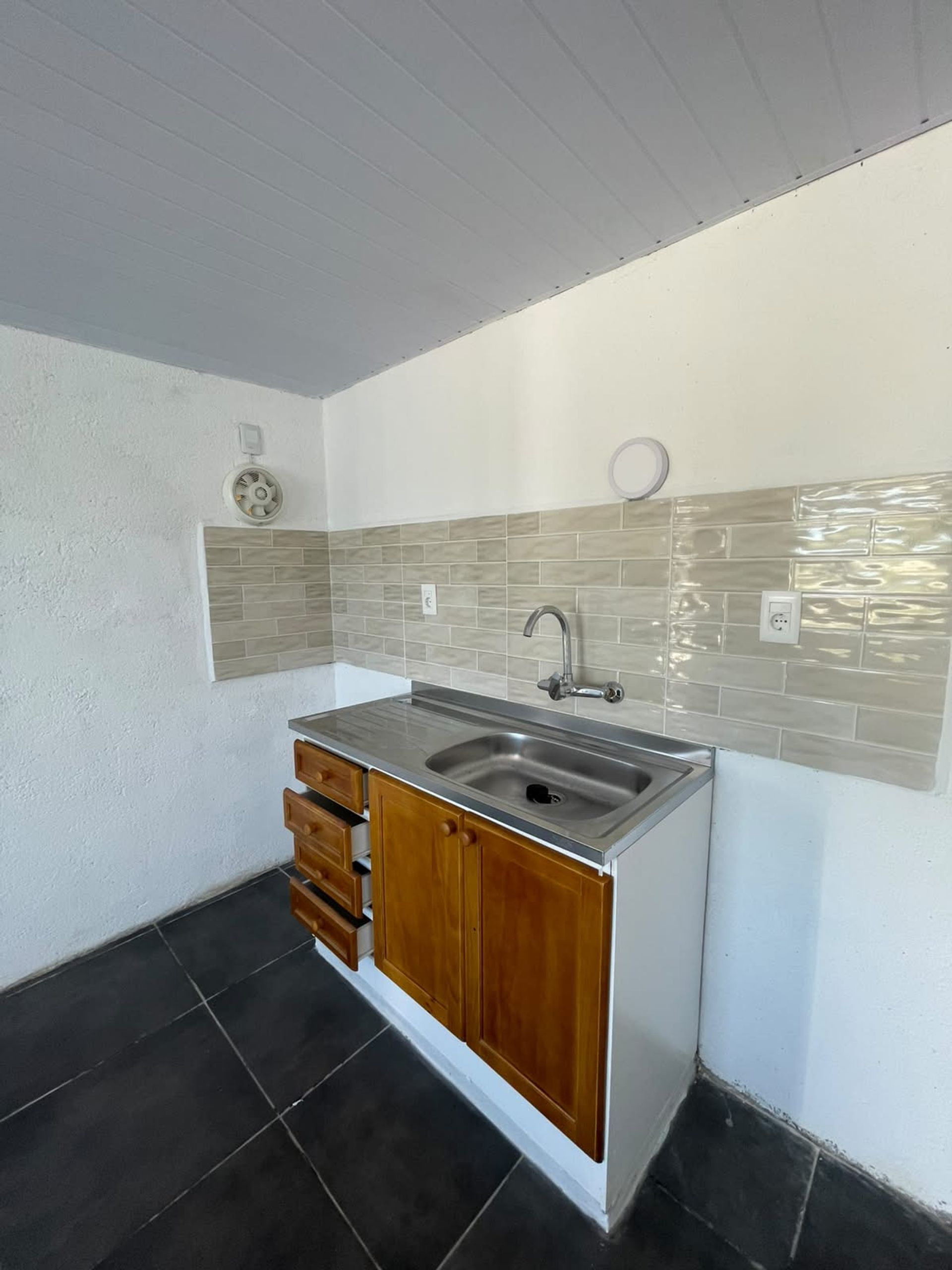 CASA EN ALQUILER 2 AMBIENTES VEINTICINCO DE MAYO F · Foto 4
