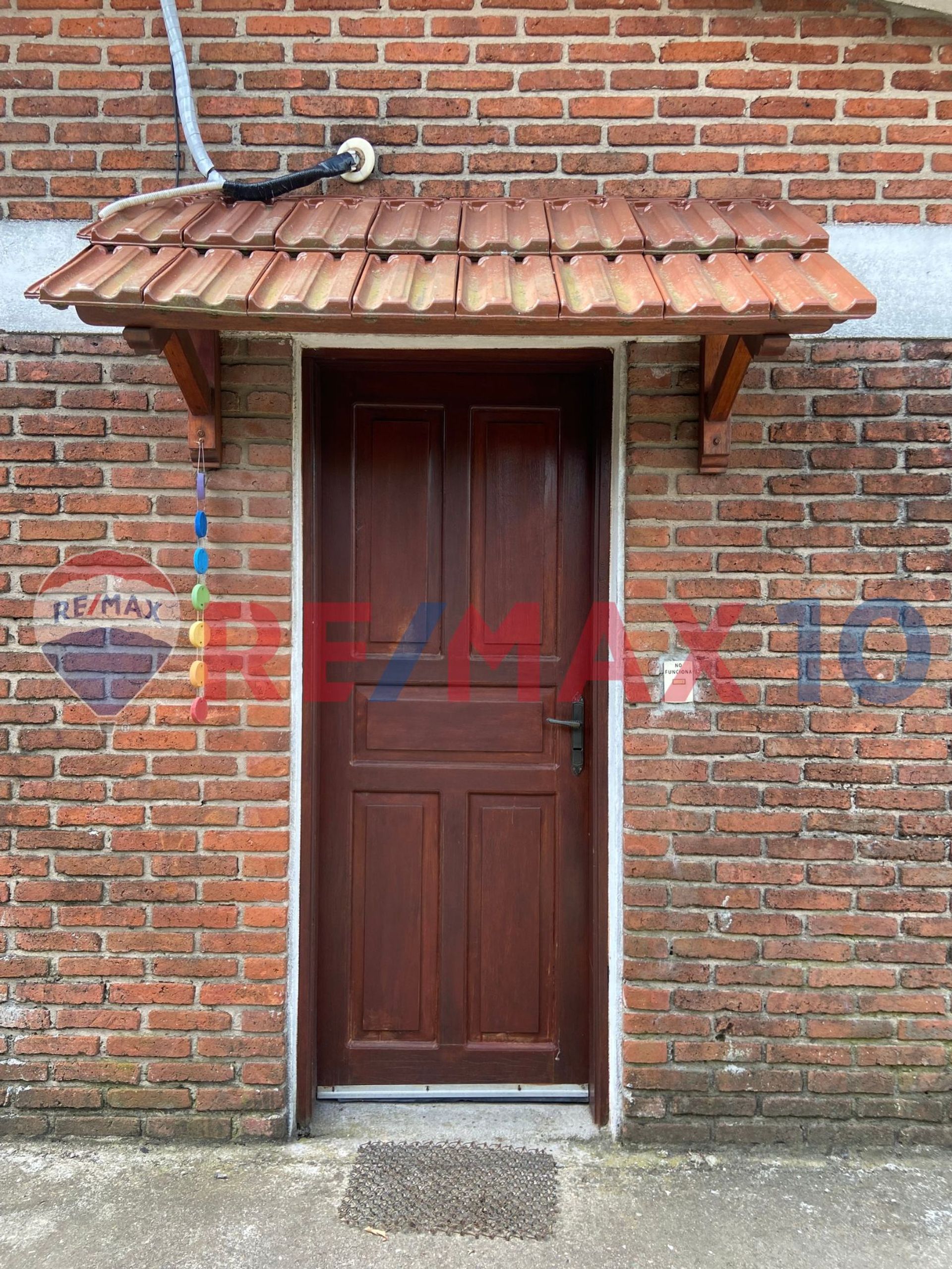 CASA EN EXELENTE ESTADO LISTA PARA VIVIR - foto 2