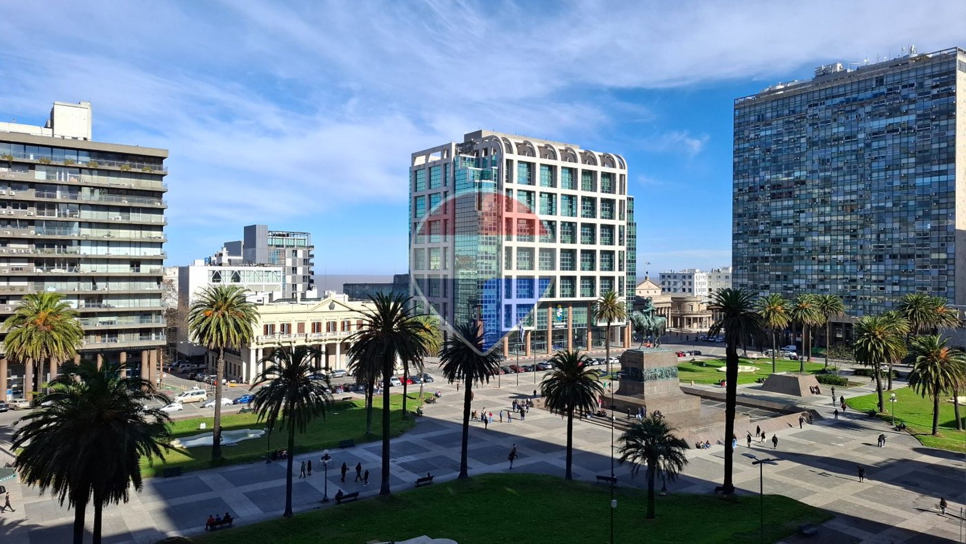 Alquiler | Oficina de 550 m² | Plaza Independencia · Foto 1