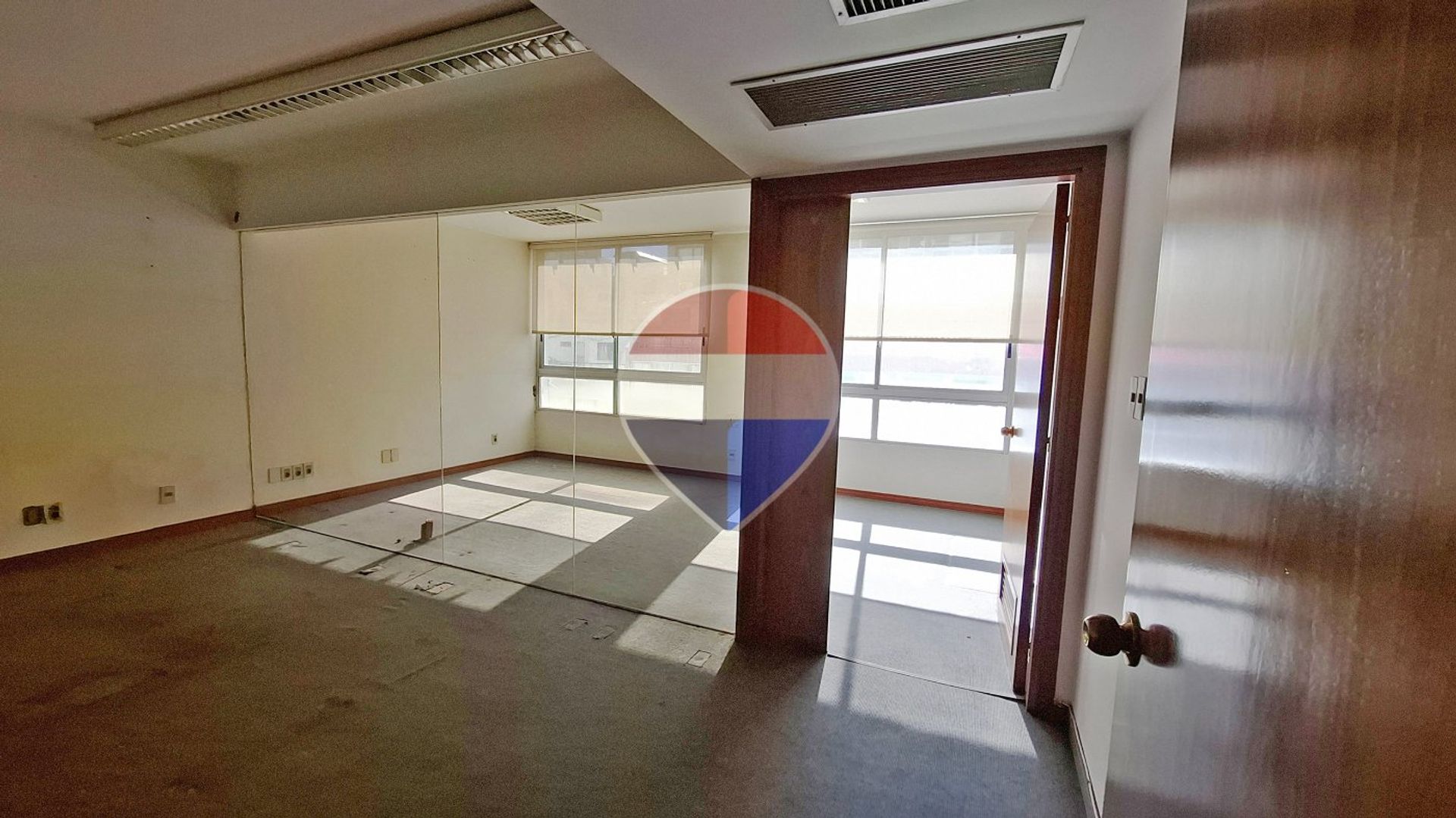Alquiler | Oficina de 550 m² | Plaza Independencia · Foto 6