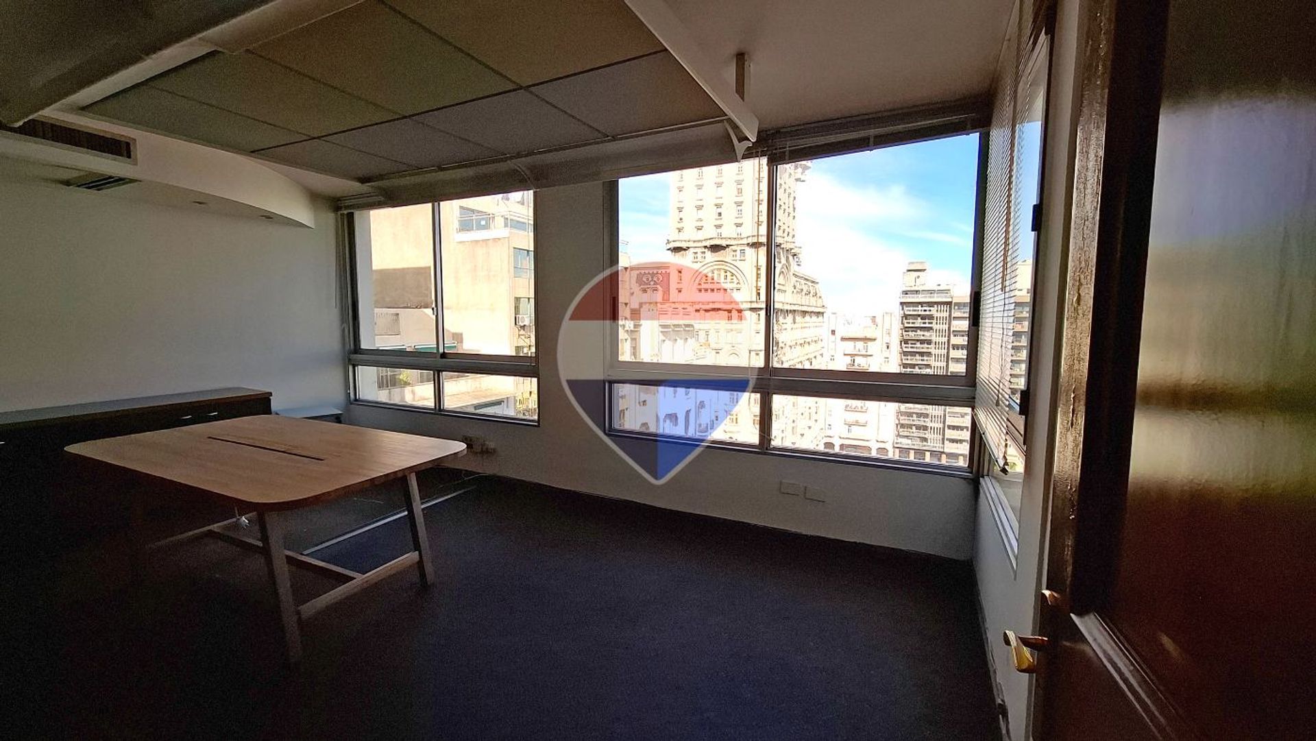 Alquiler Oficina 573 m² | Plaza Independencia · Foto 4