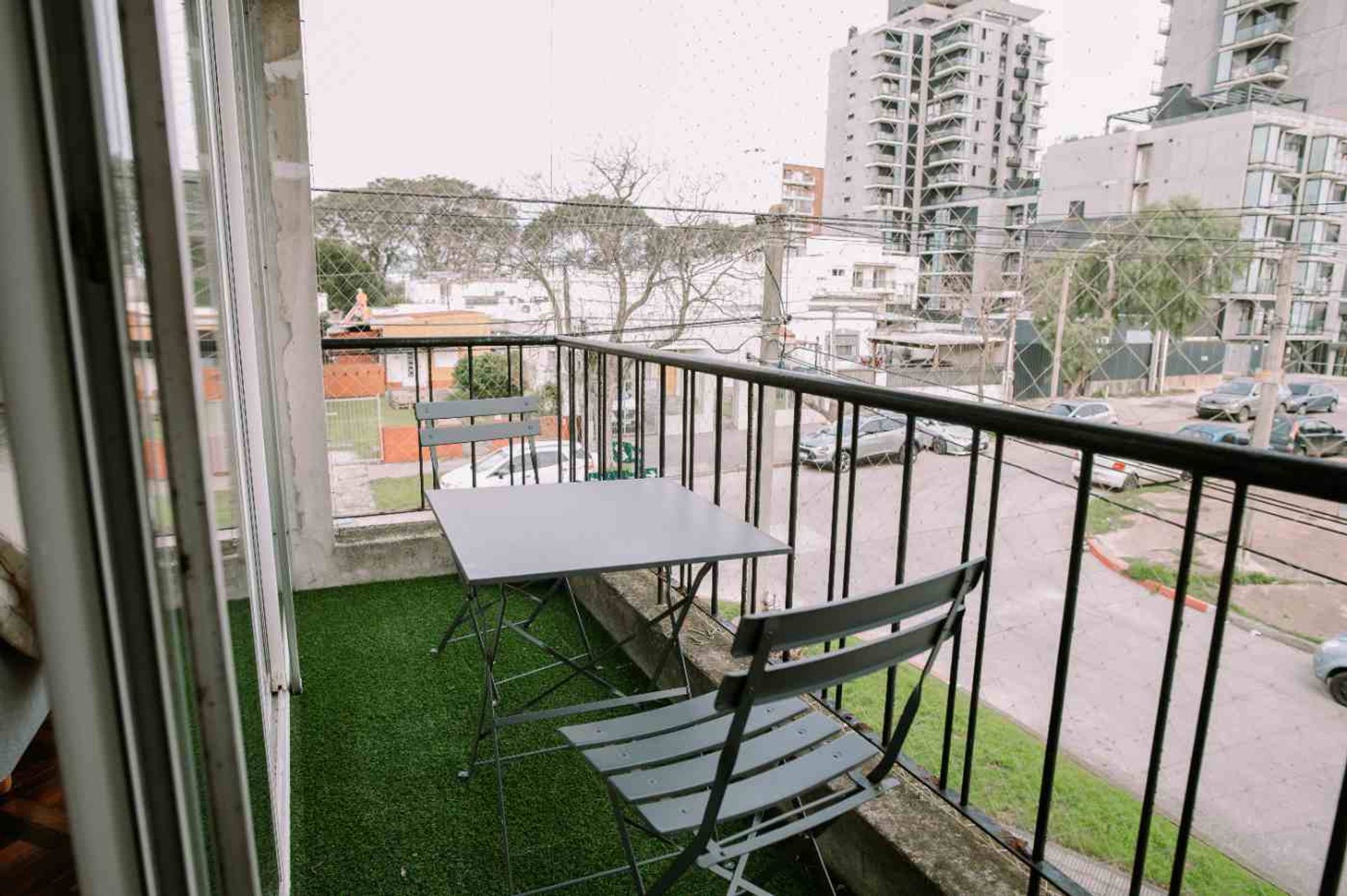 ALQUILER APARTAMENTO 3 DORM. BALCÓN MALVIN NORTE · Foto 9