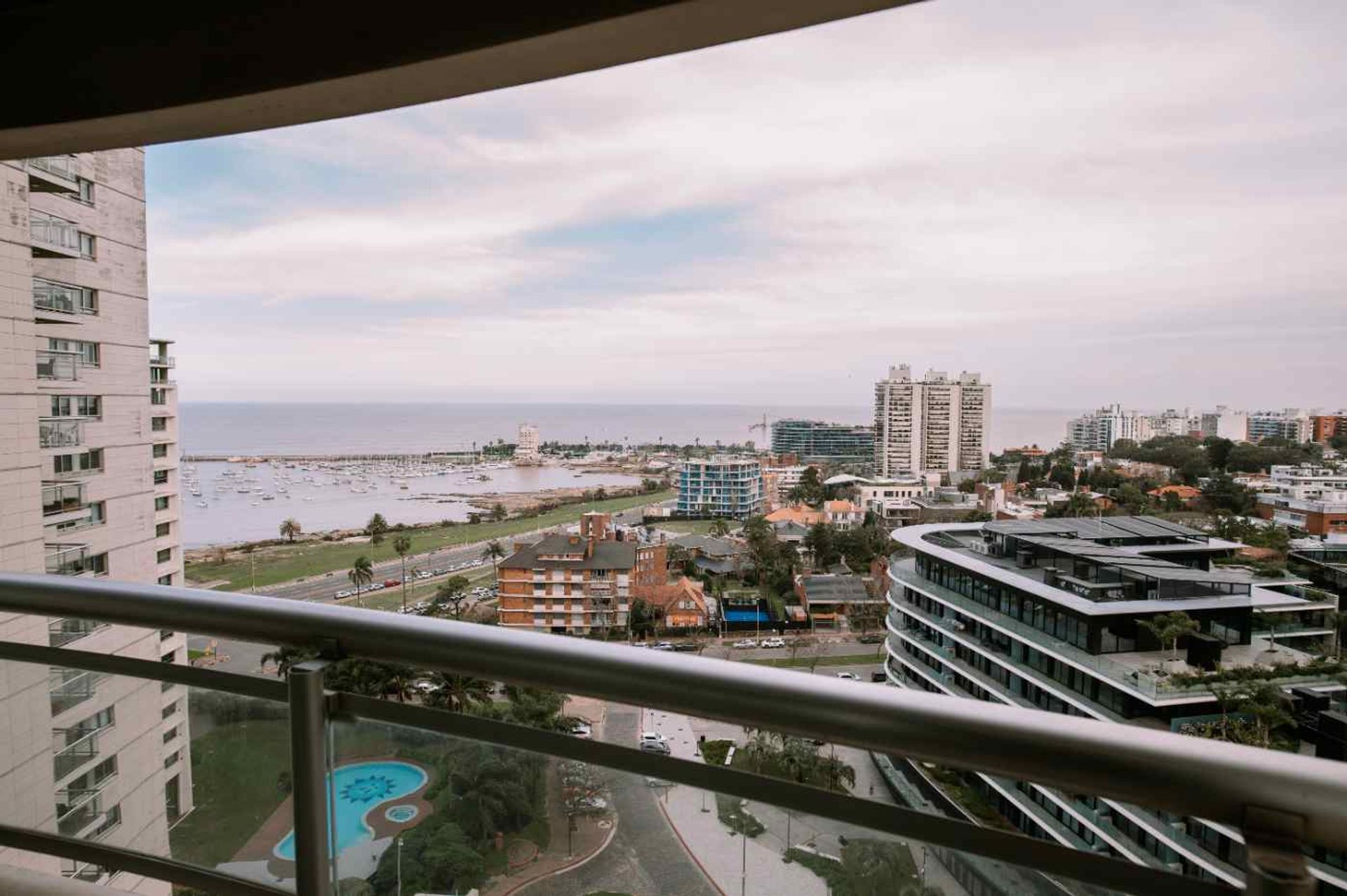 ALQUILER, APARTAMENTO, 2 DORMITORIO. 2 GGE, BUCEO · Foto 1