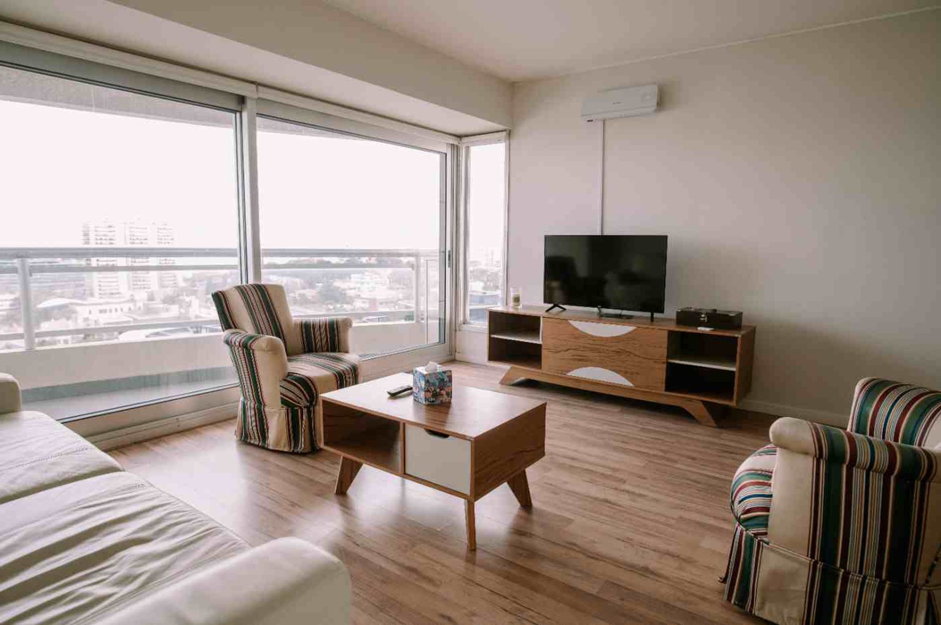 ALQUILER, APARTAMENTO, 2 DORMITORIO. 2 GGE, BUCEO · Foto 2
