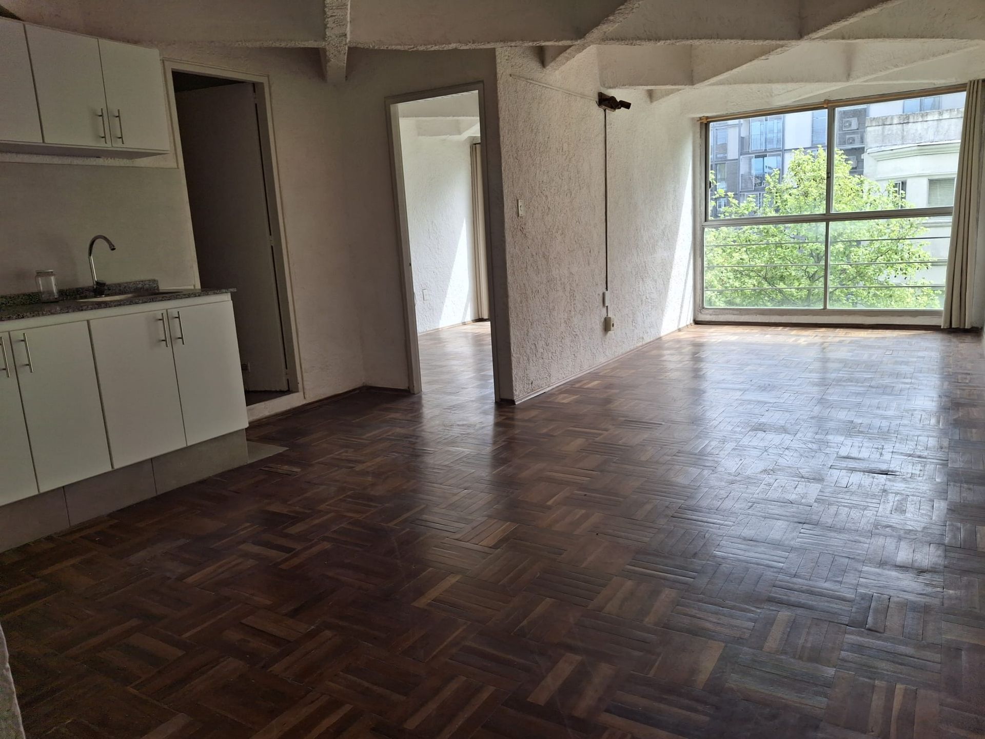Apartamento se vende sobre calle Florida | CENTRO