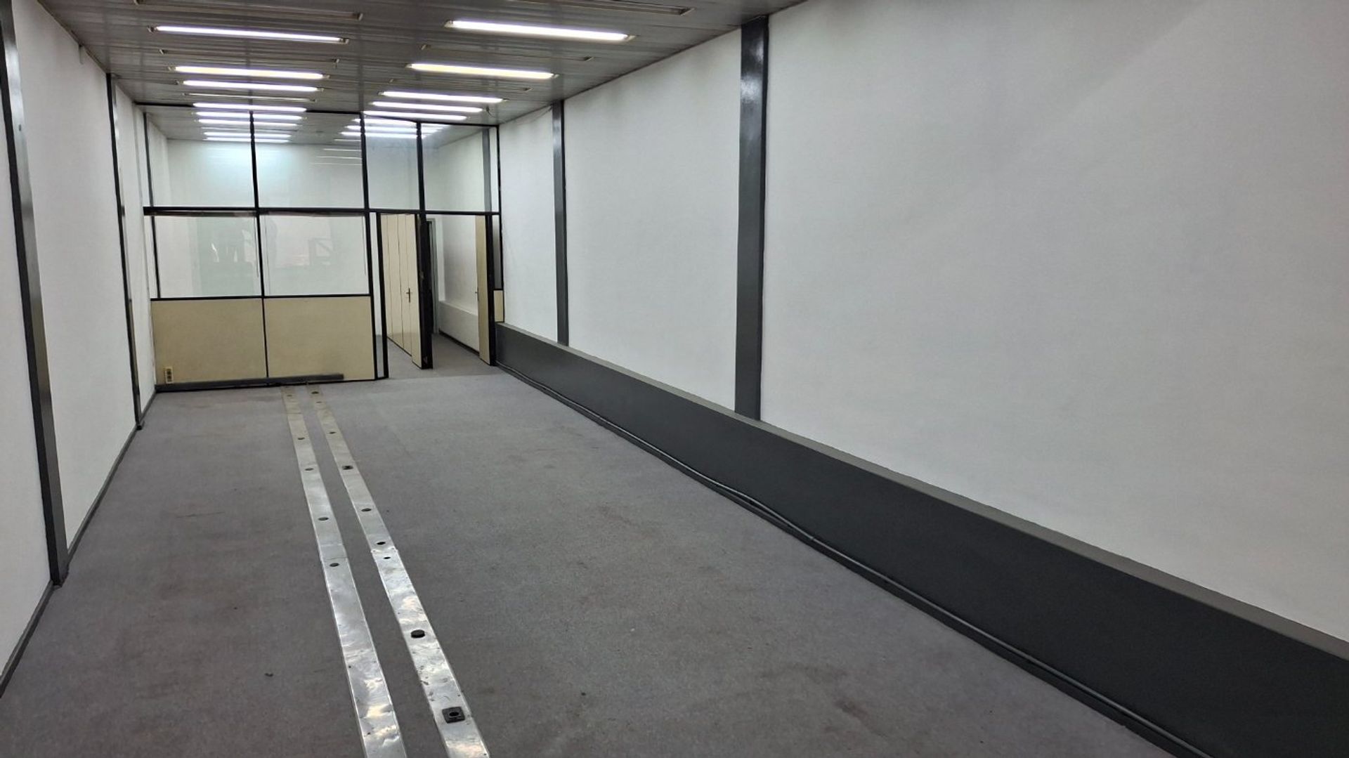 Oficinas en Convención casi Soriano MONTEVIDEO · Foto 5