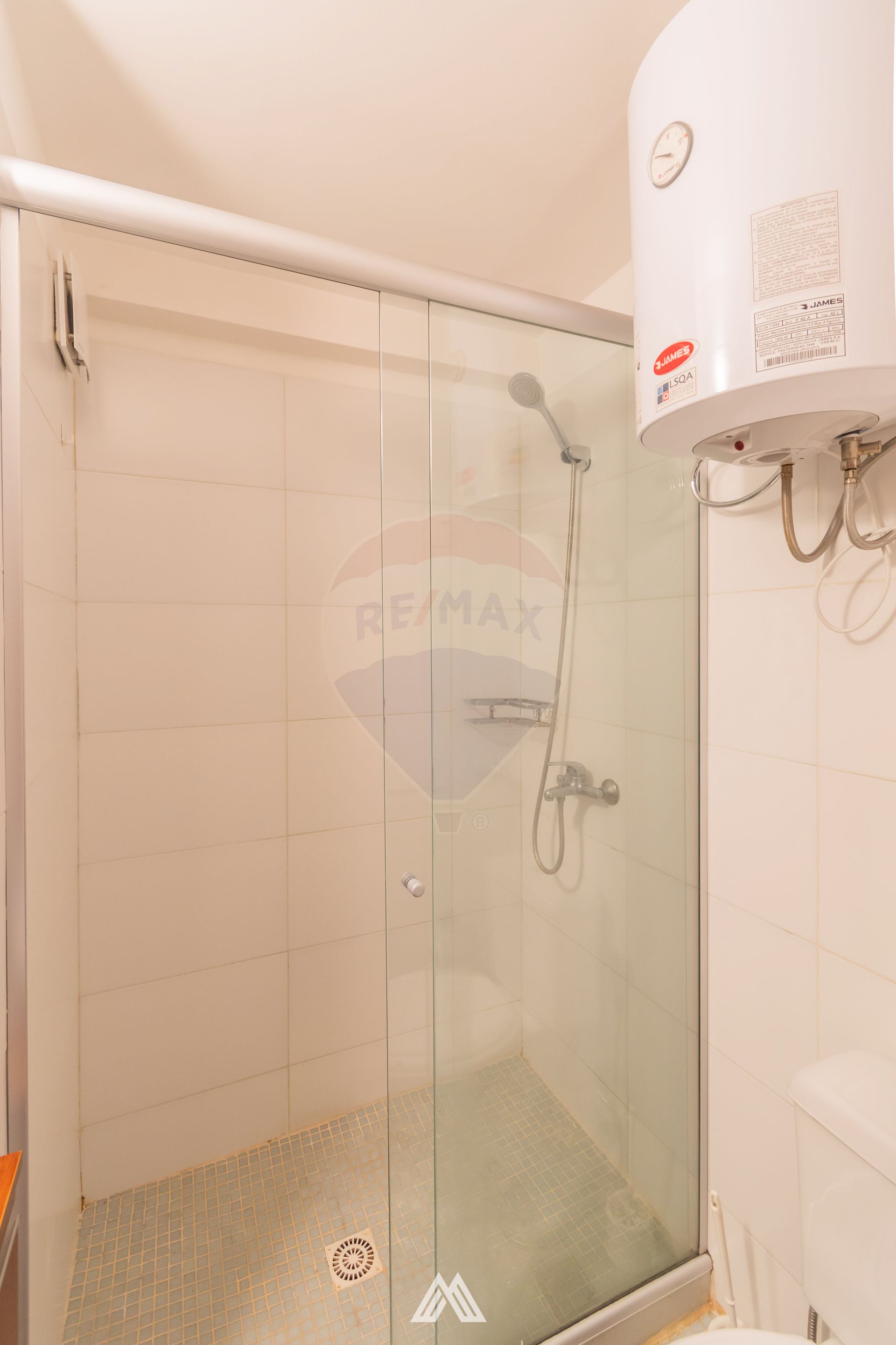 Alquila Apartamento 1 Dormitorio Pocitos, Cochera · Foto 9