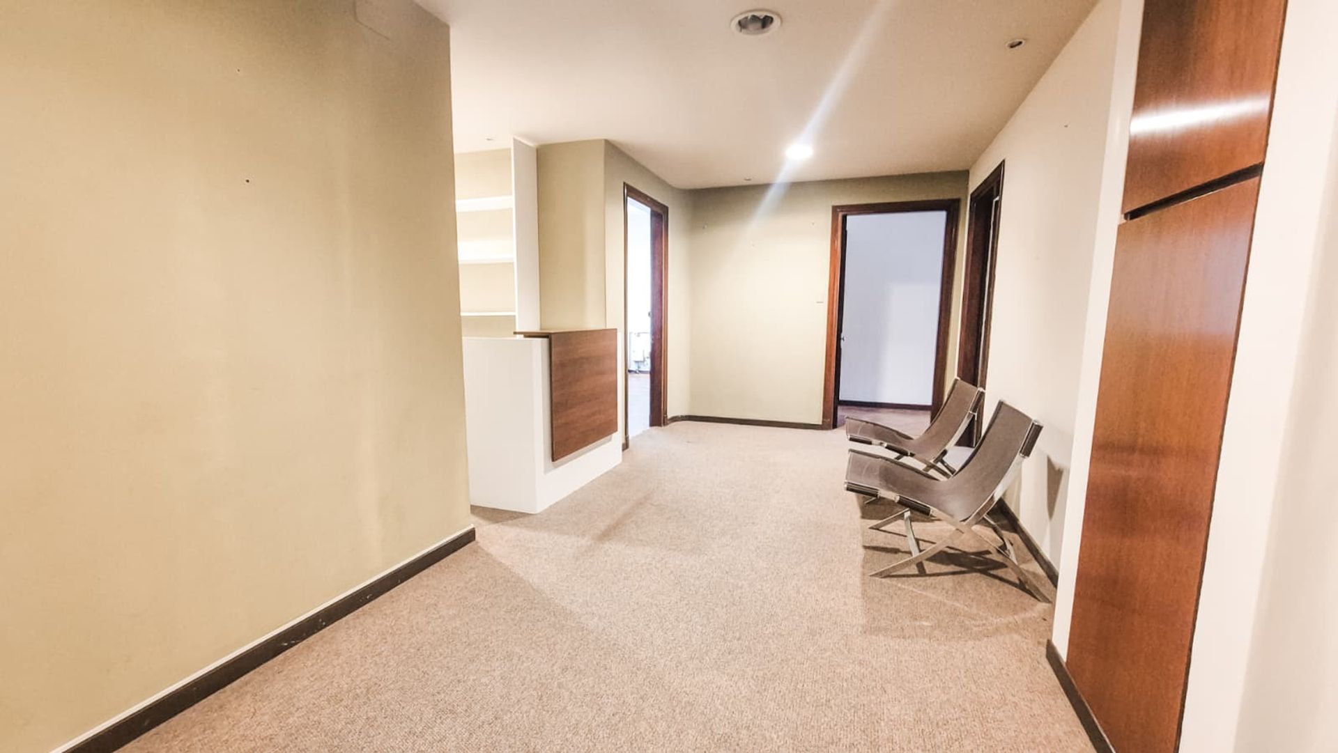 Alquiler Oficina Ciudad Vieja - 3 privadas · Foto 2
