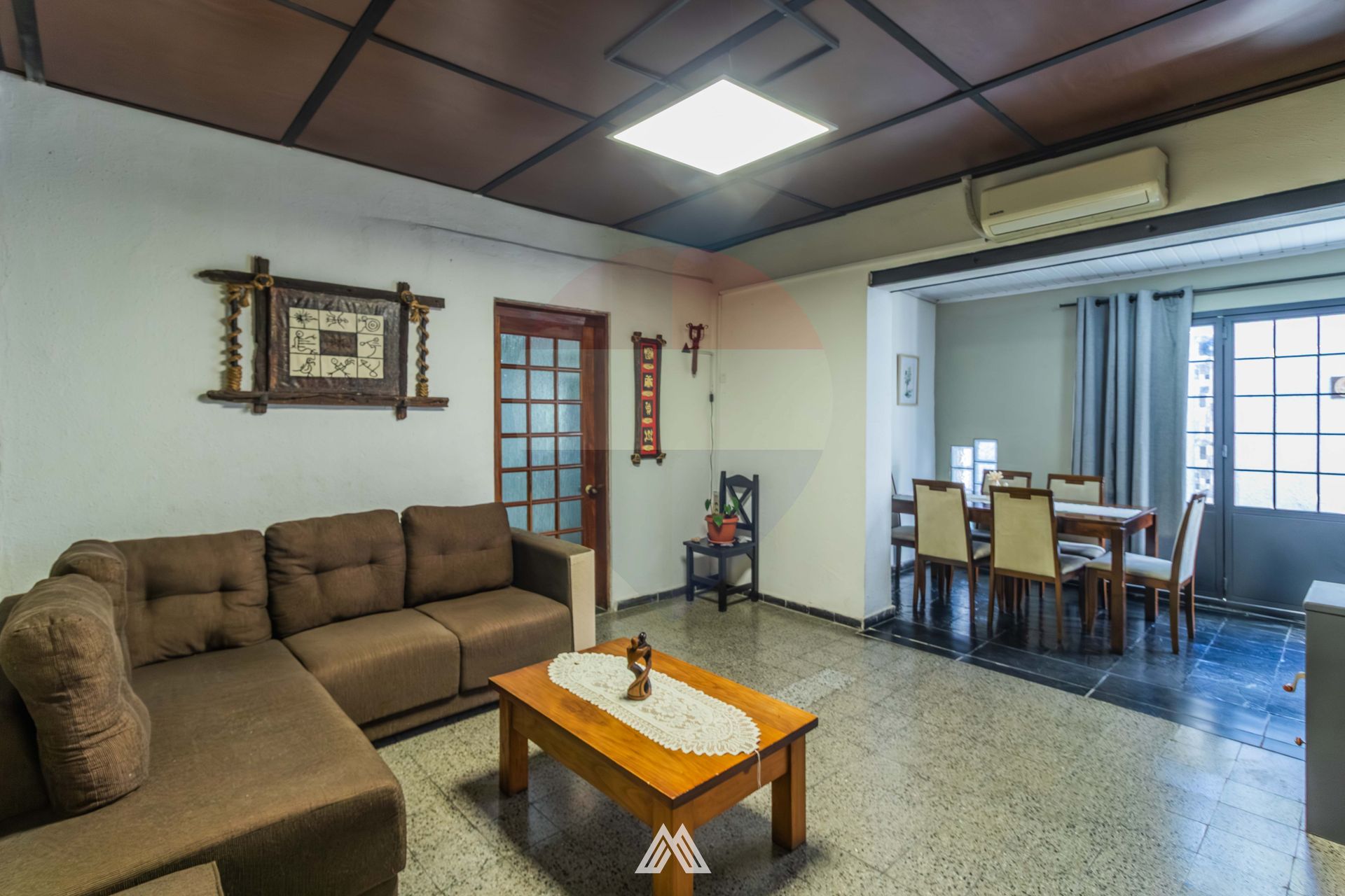 Casa en venta - Union - 2 dormitorios y garaje