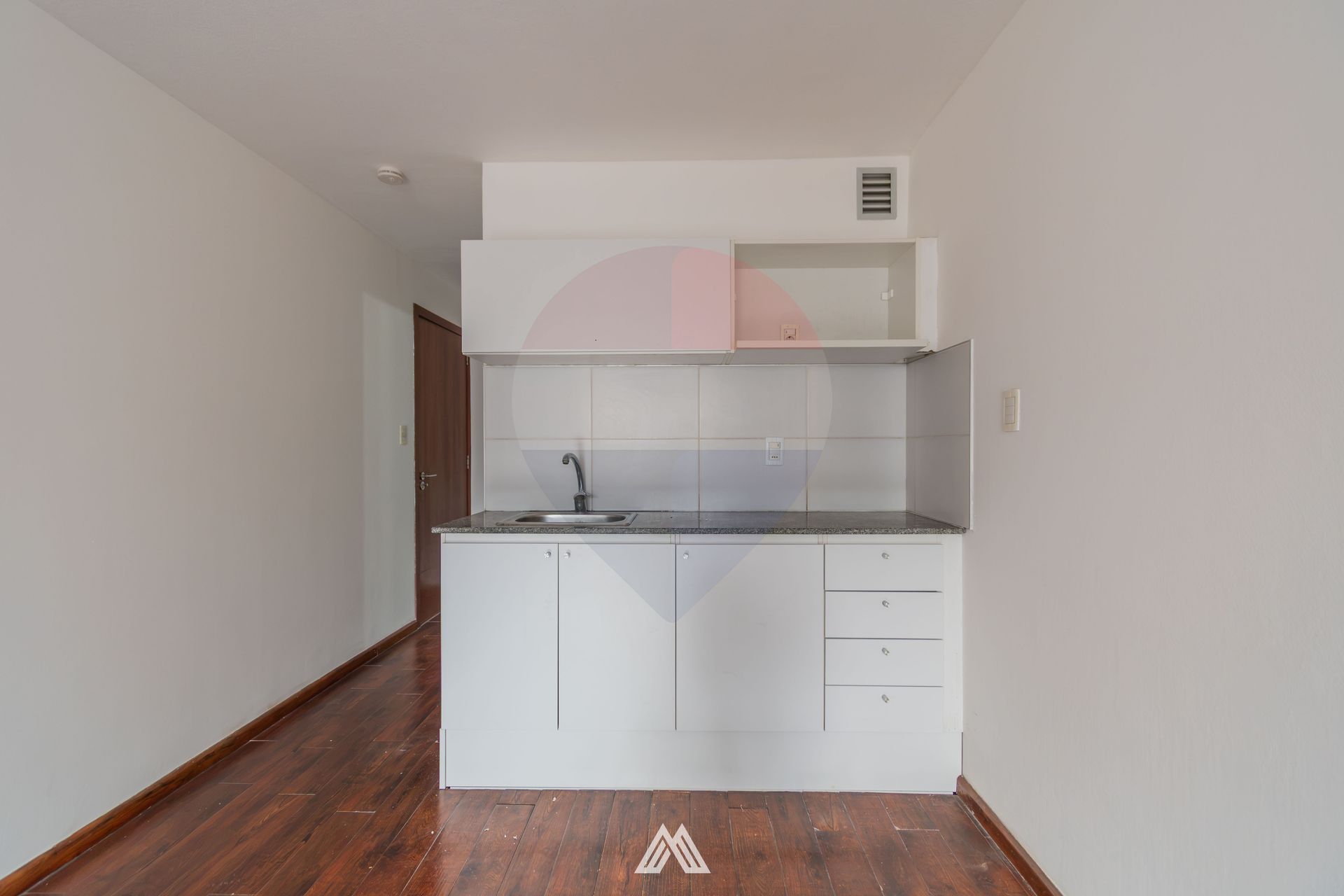 ALQUILER MONOAMBIENTE CORDÓN SUR BALCÓN · Foto 5