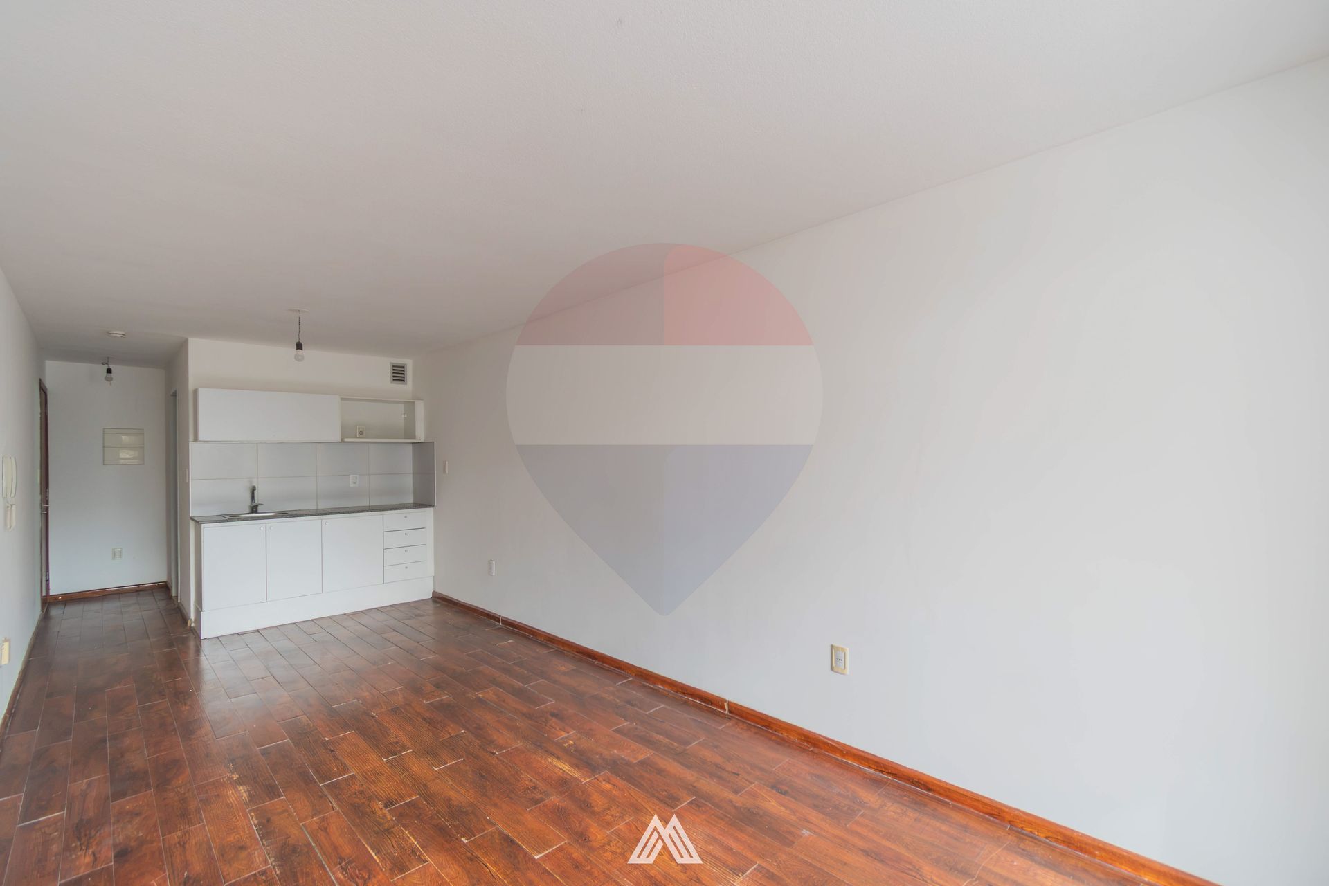ALQUILER MONOAMBIENTE CORDÓN SUR BALCÓN · Foto 2