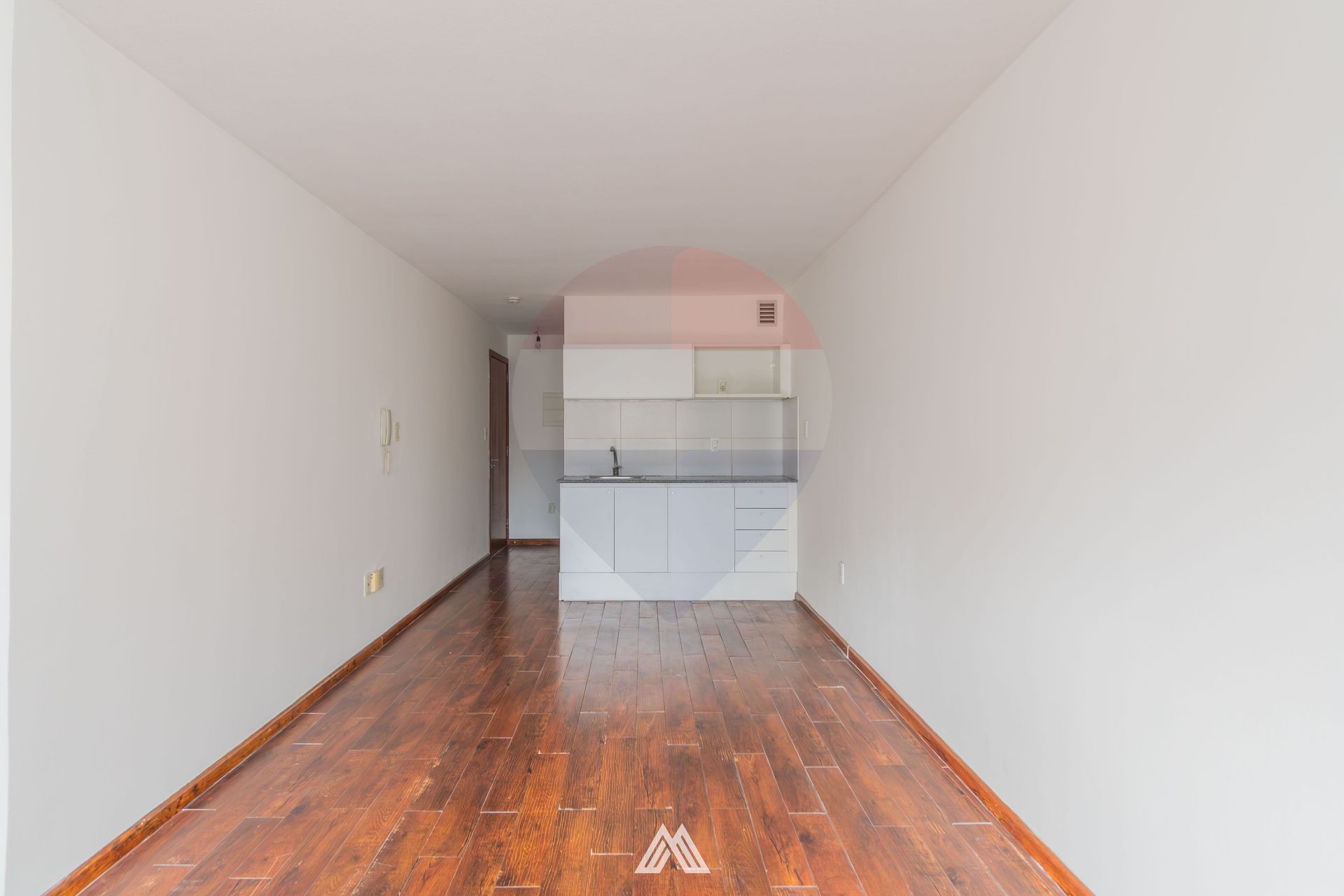 ALQUILER MONOAMBIENTE CORDÓN SUR BALCÓN · Foto 3