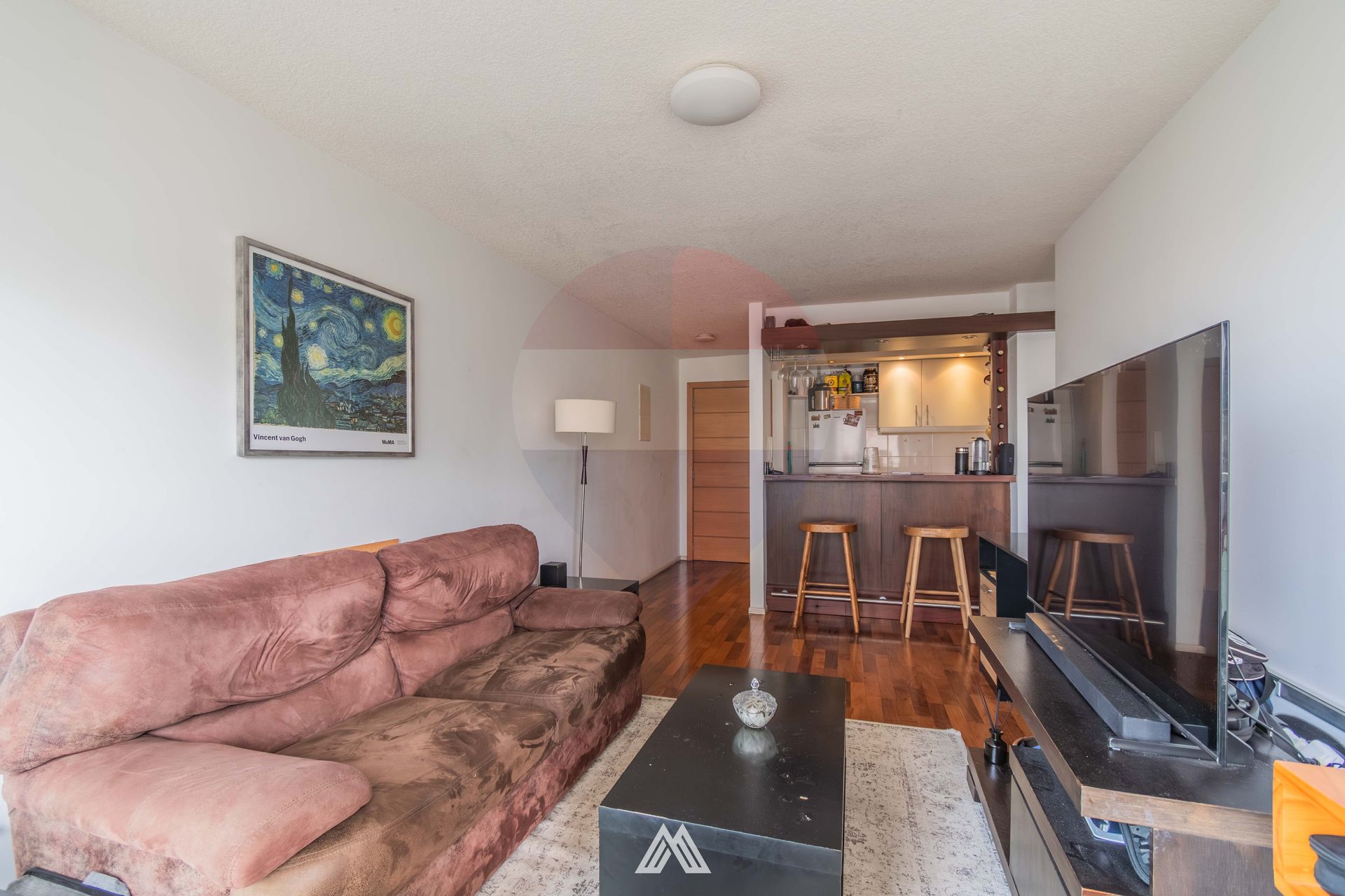 Photo 5 of 18