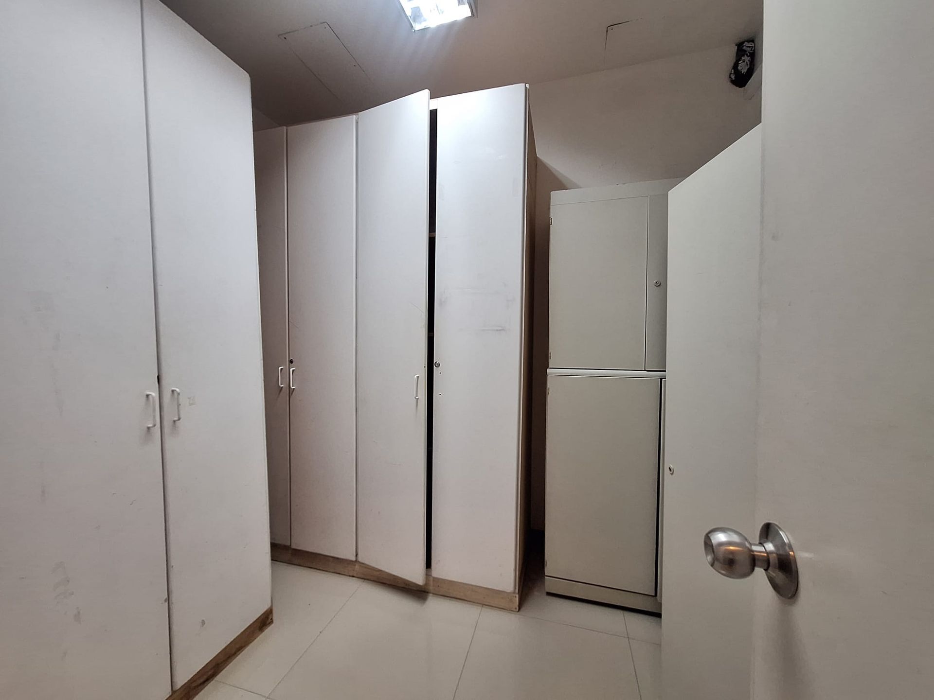 ALQUILER DE OFICINA EQUIPADA EN CIUDAD VIEJA · Foto 7