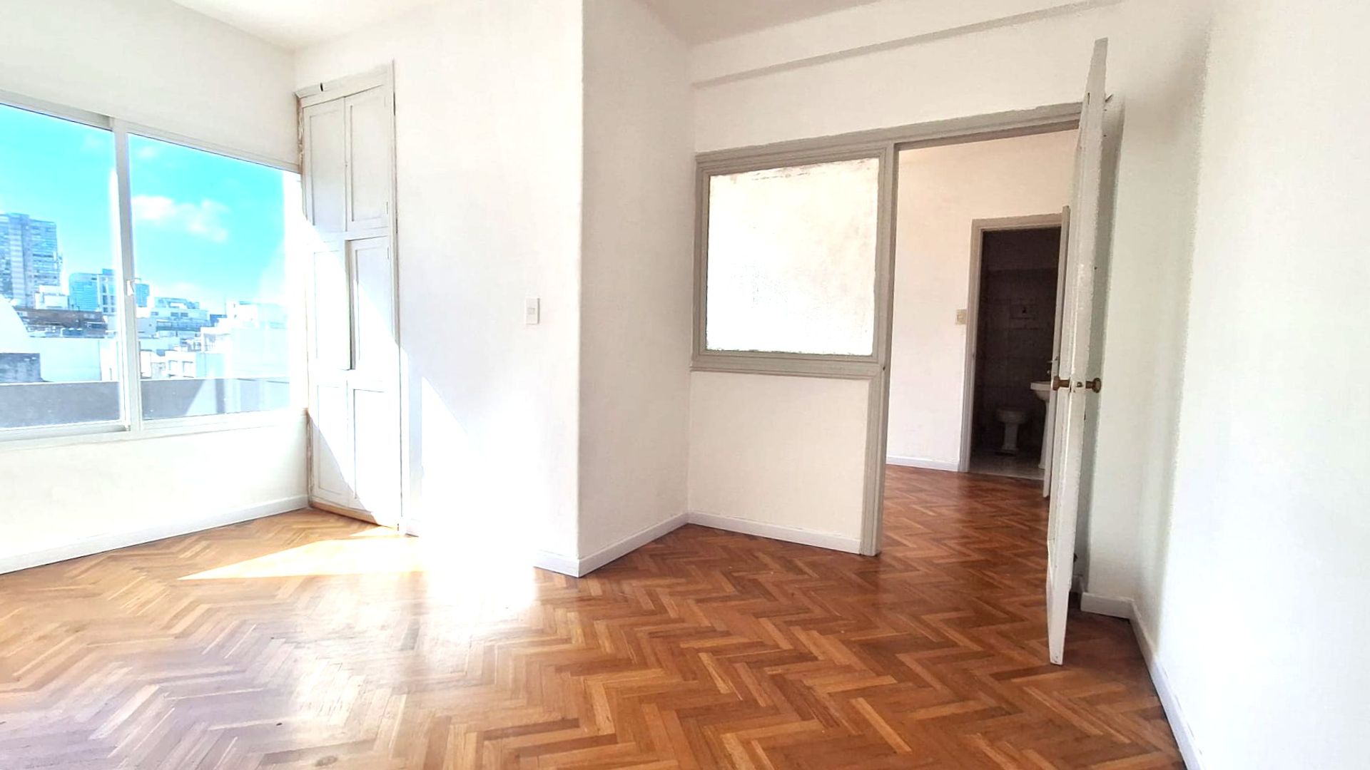 ALQUILER DE OFICINA EN CIUDAD VIEJA CON PROMOCIÓN · Foto 7