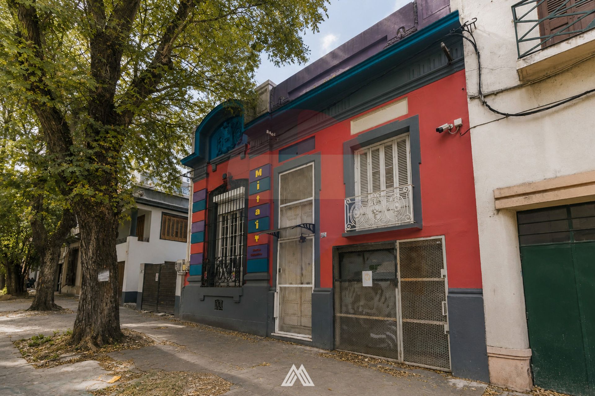 VENTA CASA PU. CON GARAJE Y FONDO, PARQUE BATLLE