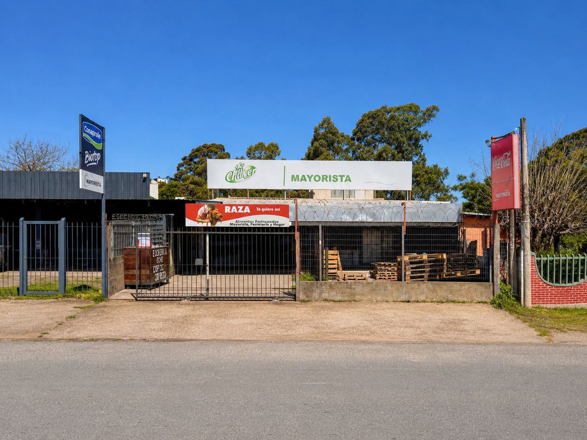 Alquiler local comercial sobre Ruta Interbalnearia · Foto 1