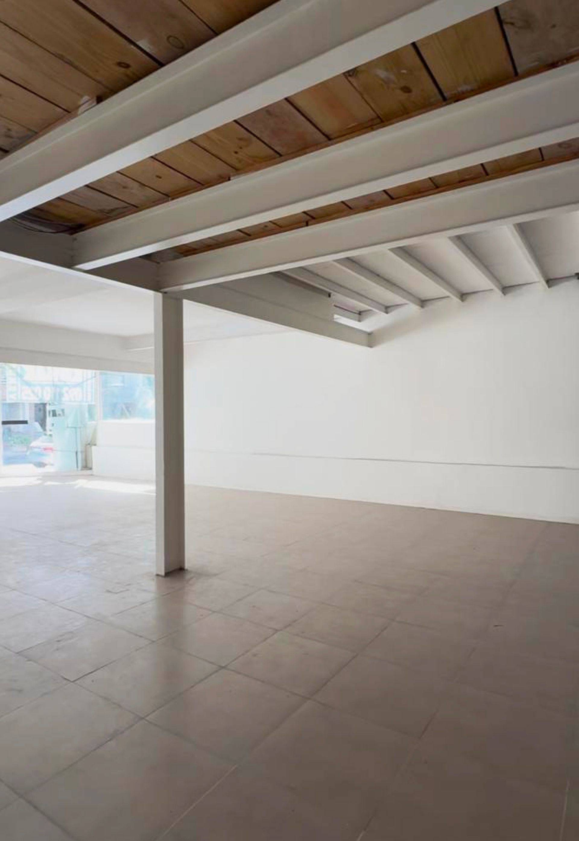 ALQUILER DE LOCAL COMERCIAL EN PUNTA CARRETAS · Foto 7