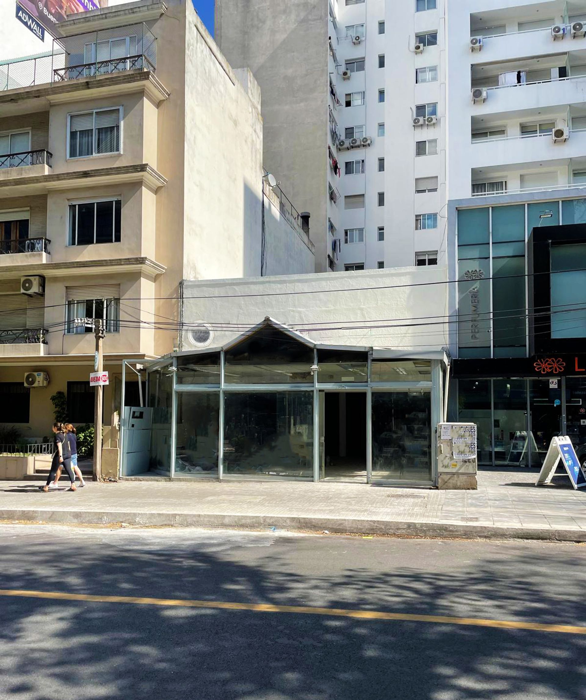 ALQUILER DE LOCAL COMERCIAL EN PUNTA CARRETAS · Foto 6