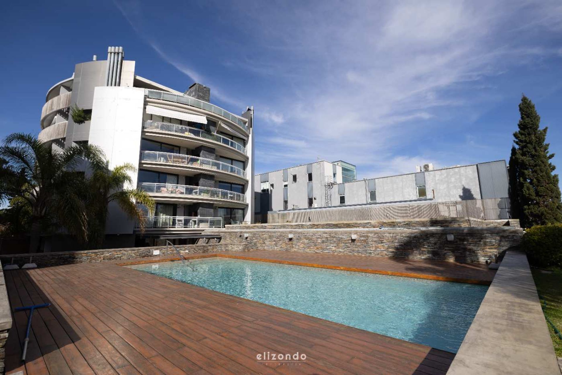 ALQUILER APARTAMENTO 2 DORMITORIOS PARRILLERO GGE