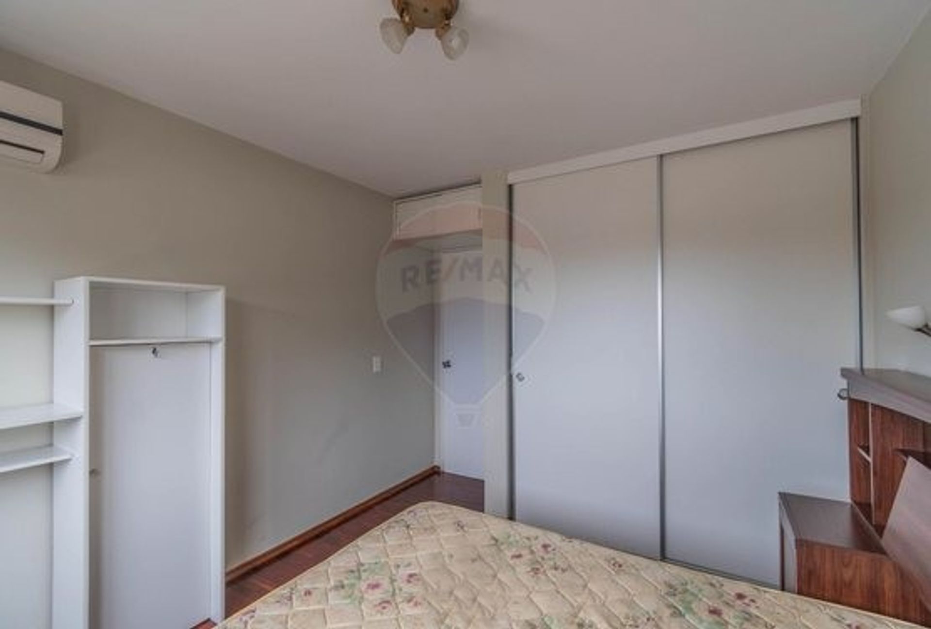 Alquiler Apartamento 1 dormitorio Amoblado Malvin · Foto 9