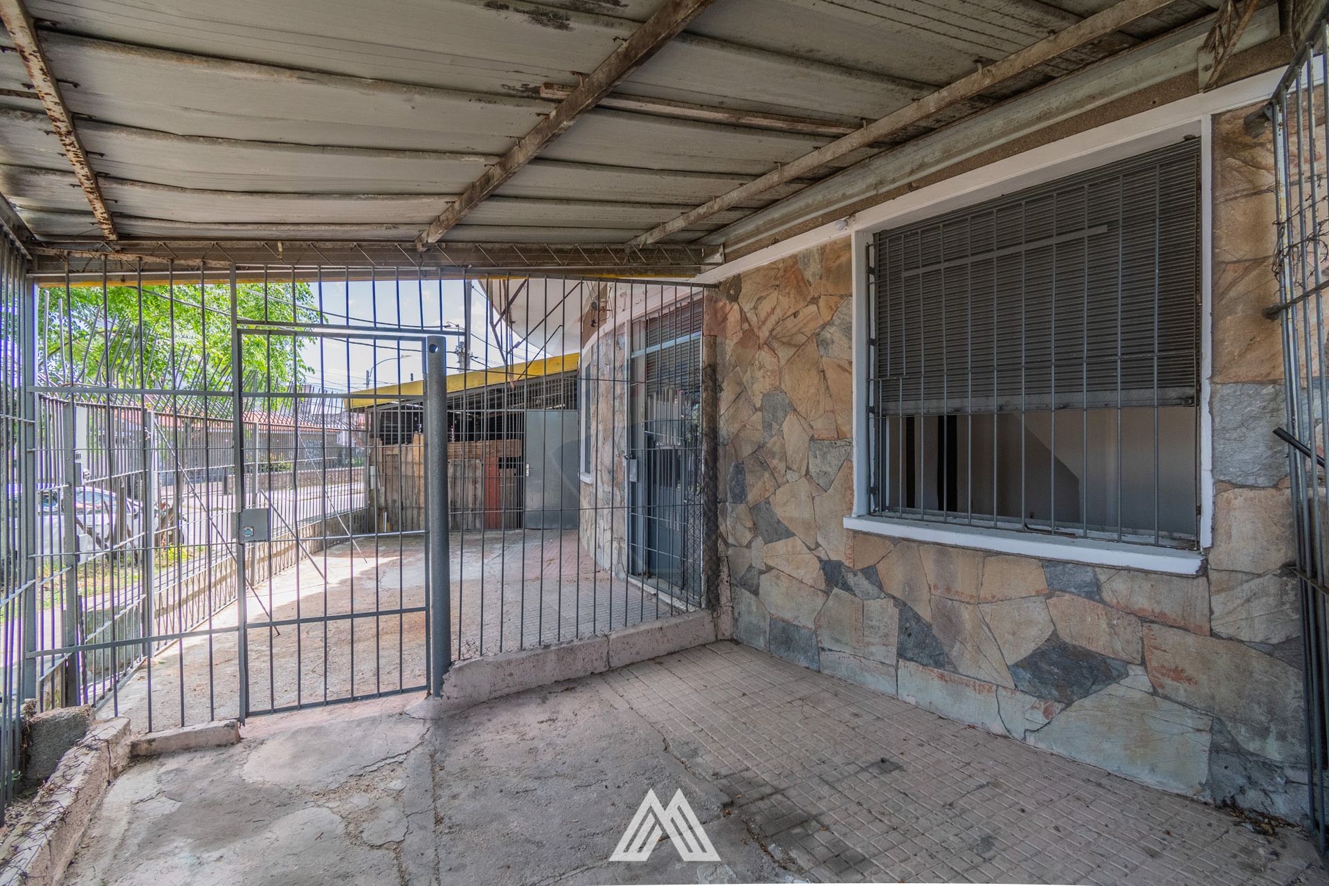 ALQUILO LOCAL COMERCIAL EN VILLA ESPAÑOLA-UNION · Foto 4