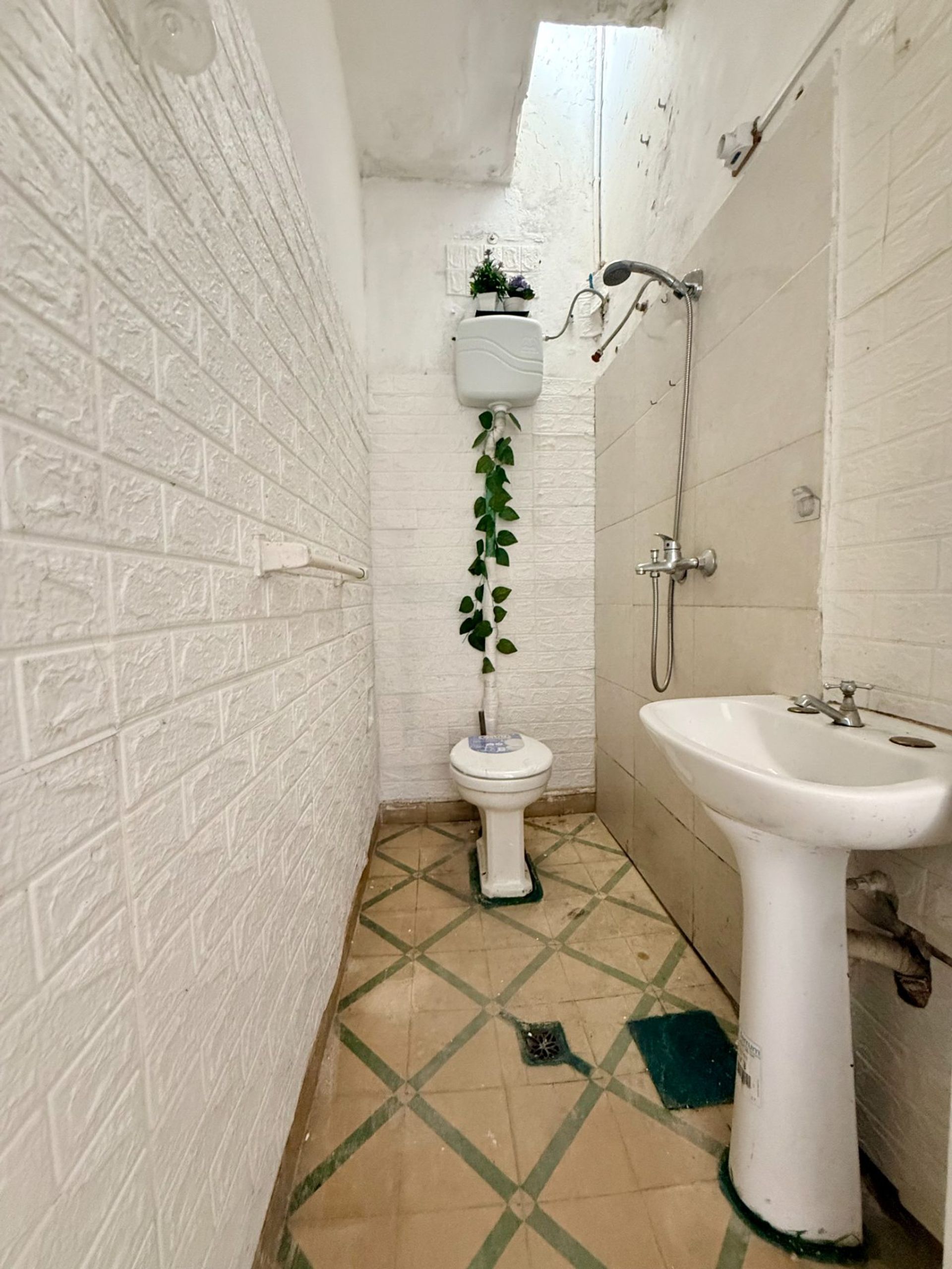 Alquiler casa Cordón 1 dormitorio patio · Foto 9