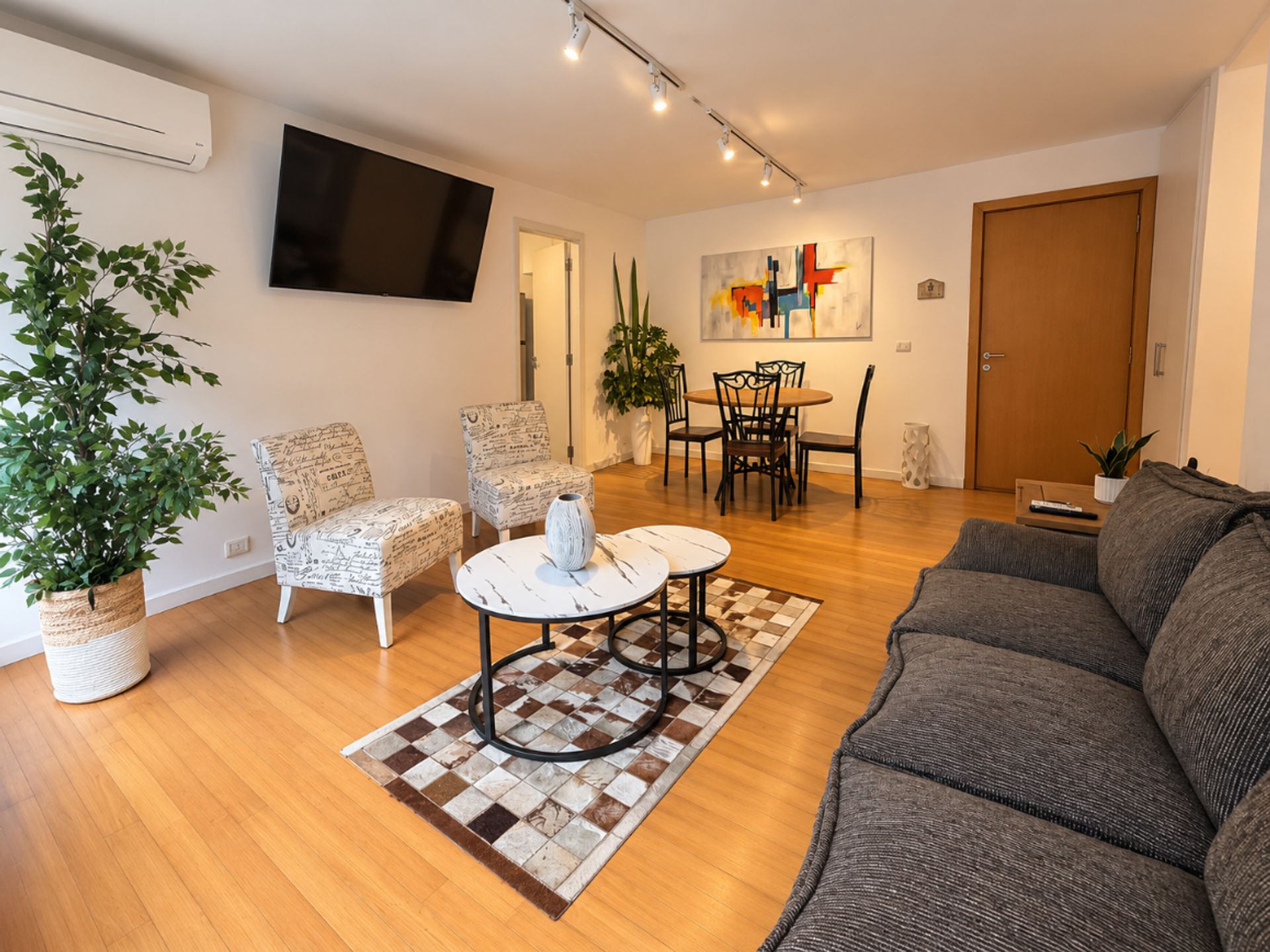 ALQUILER APARTAMENTO 2 DORM COCHERA CARRASCO NORTE · Foto 2