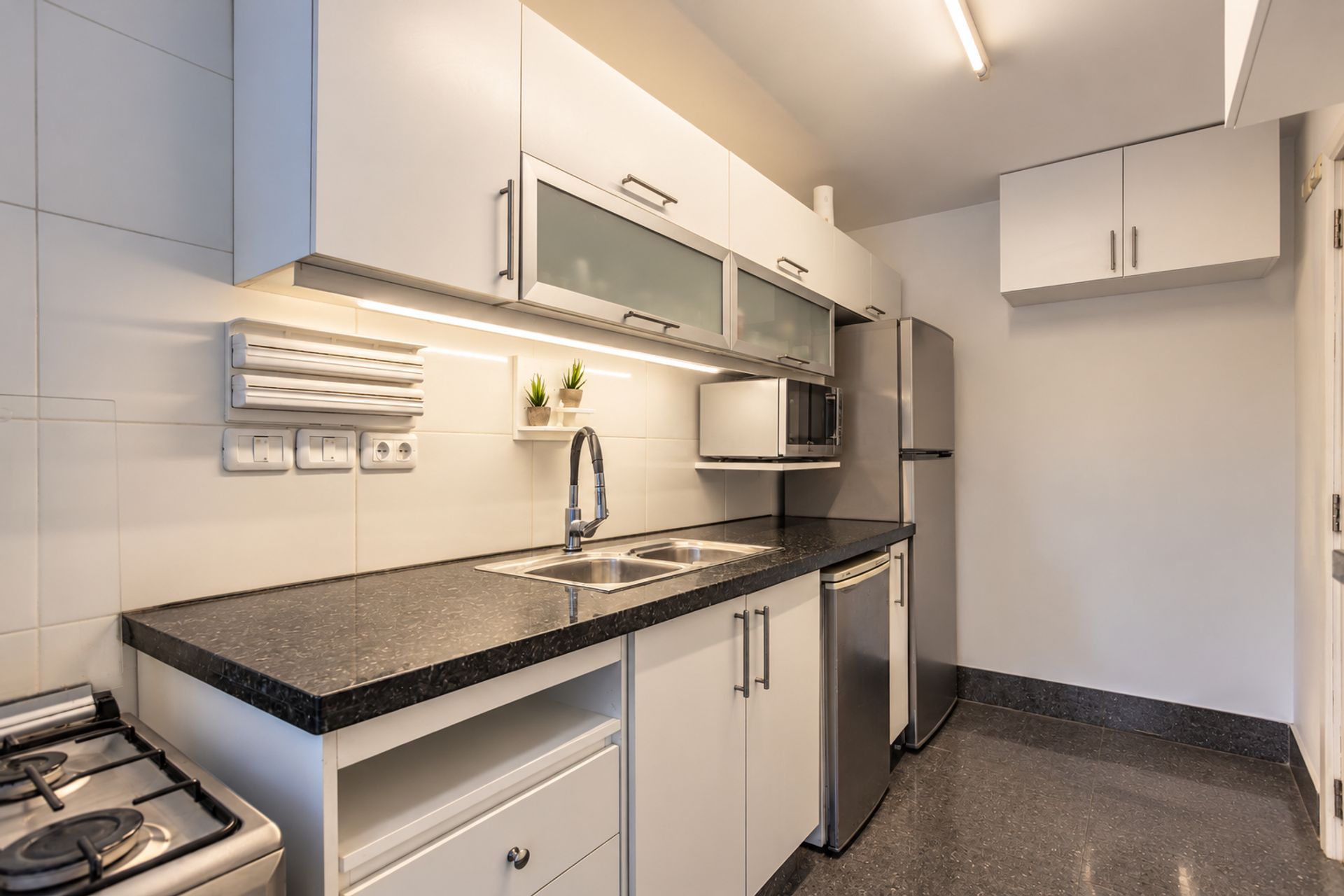 ALQUILER APARTAMENTO 2 DORM COCHERA CARRASCO NORTE · Foto 4
