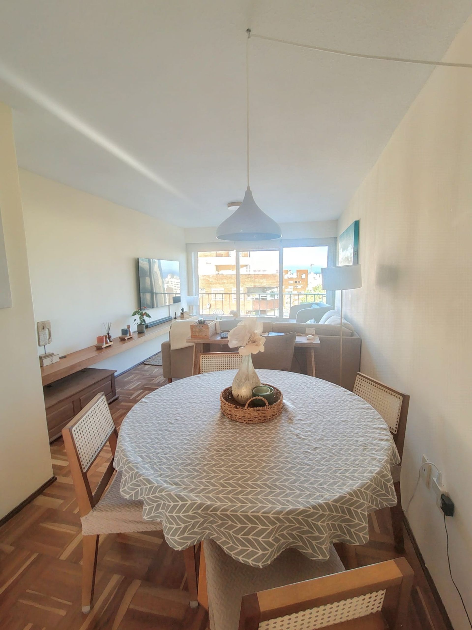 Alquiler apartamento 3 dormitorios garaje Pocitos · Foto 2