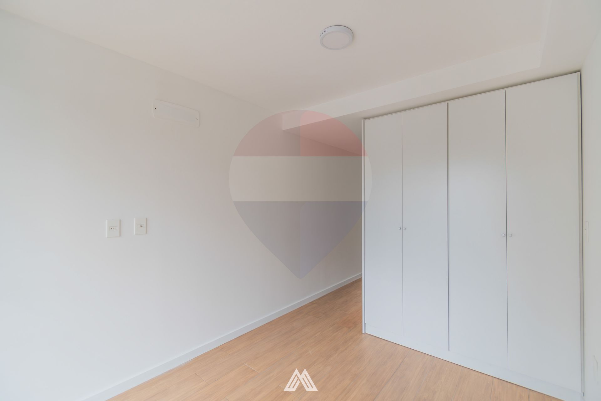ALQUILER en MALVIN  1 Dormitorio COCHERA y BALCÓN · Foto 11