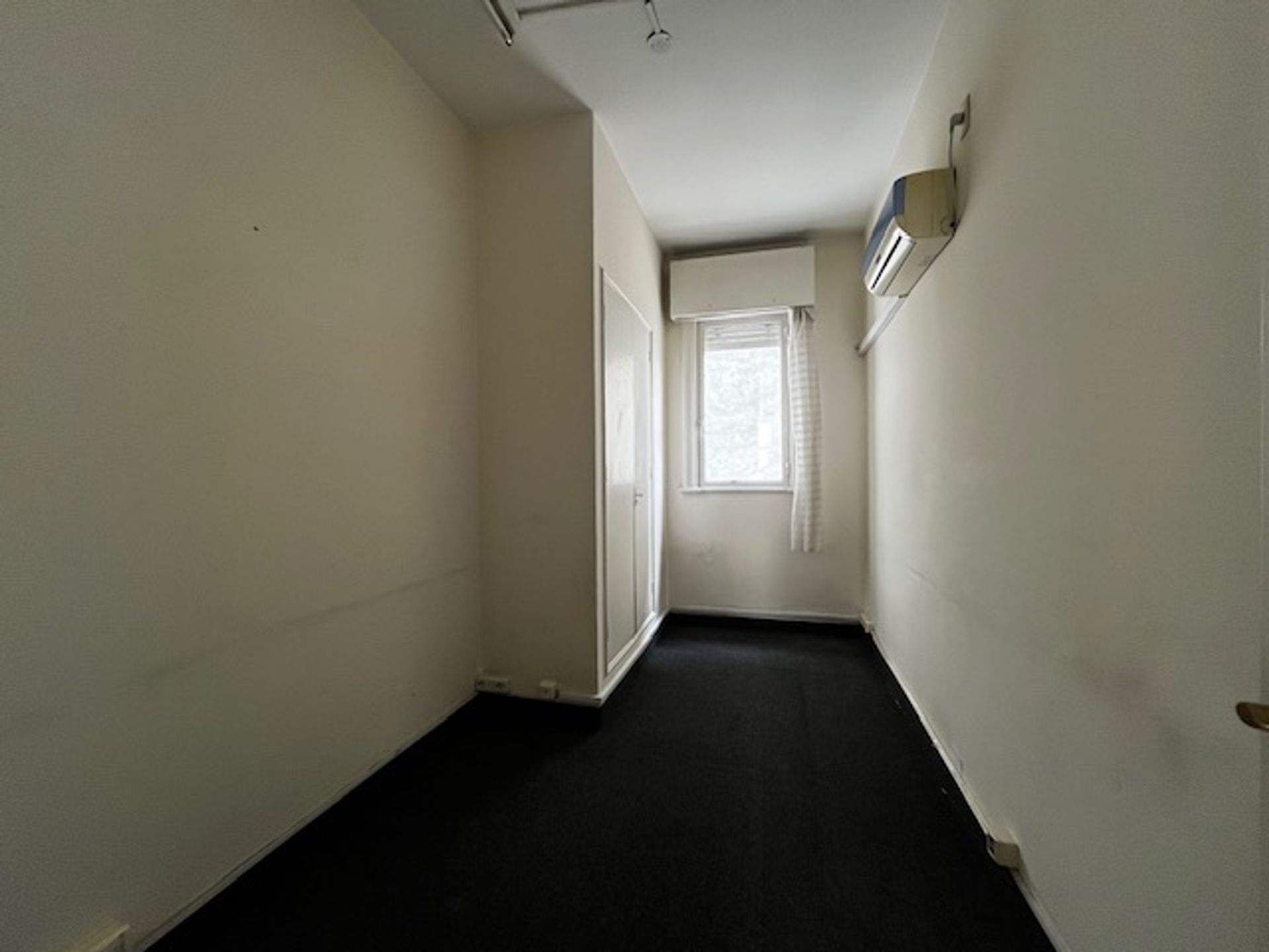 Alquiler apartamento dos dormitorios Centro · Foto 11
