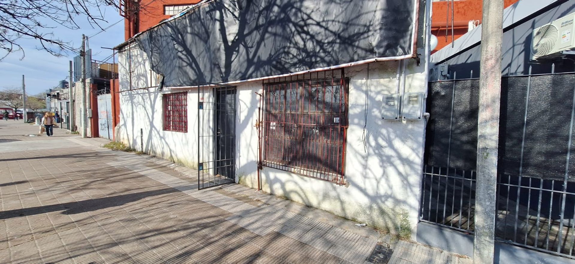 Alquiler local comercial excelente ubicación Colón · Foto 2