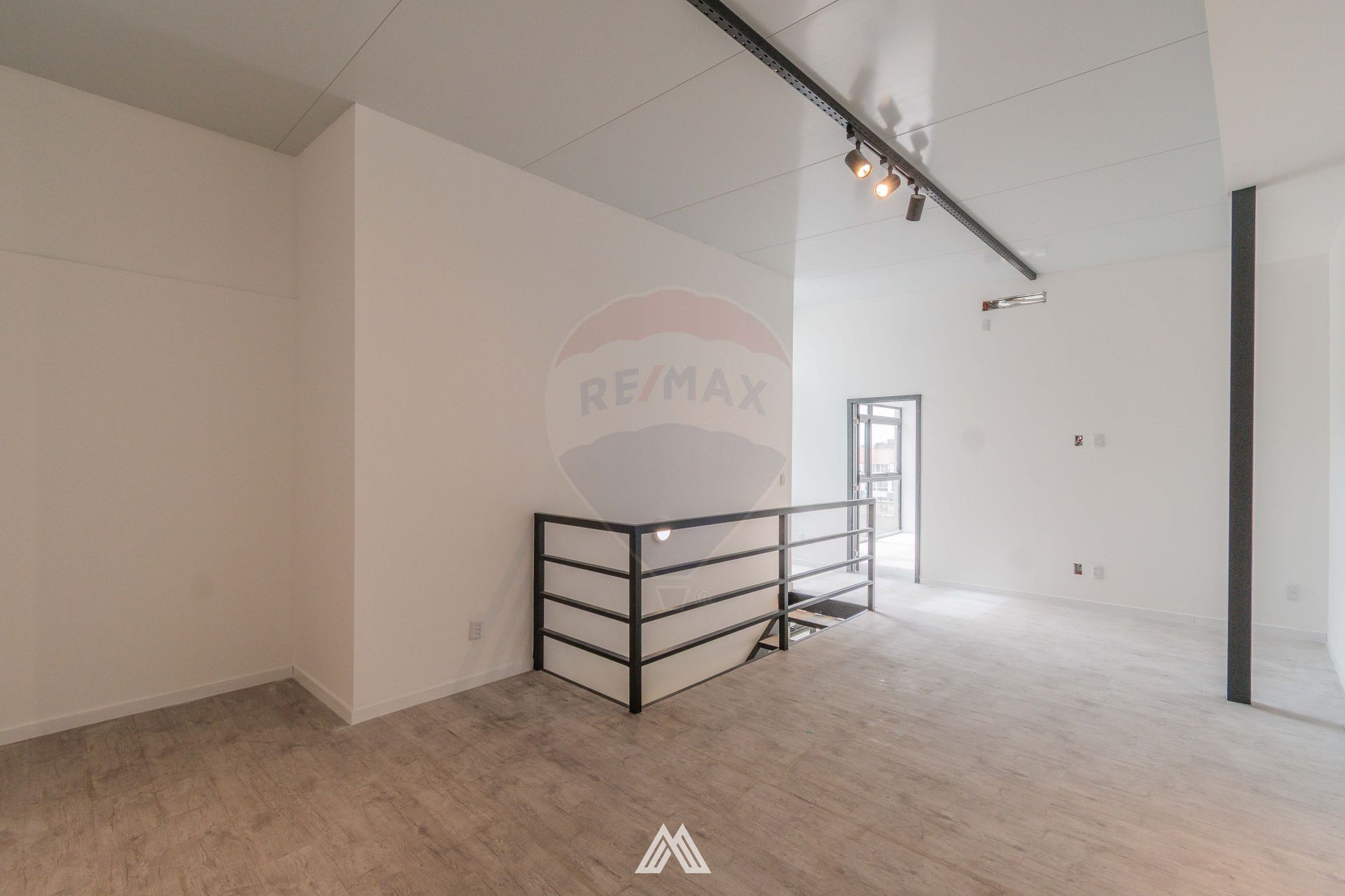 Alquiler y o Venta oficina reciclado Ciudad Vieja · Foto 10
