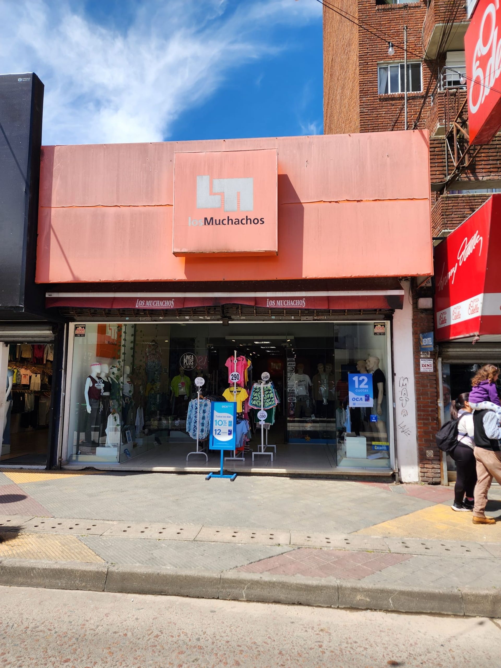 Alquiler local comercial calle principal de Pando · Foto 2