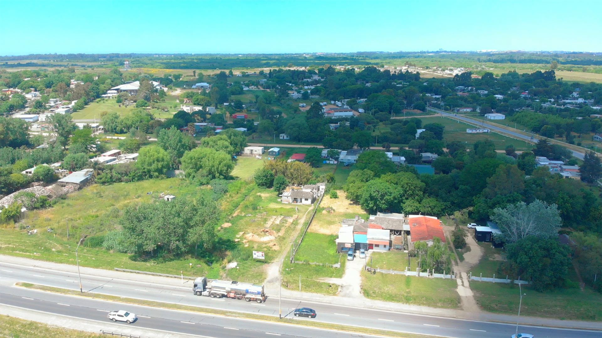 Alquiler de terreno sobre R 102 cerca Zonamérica · Foto 5