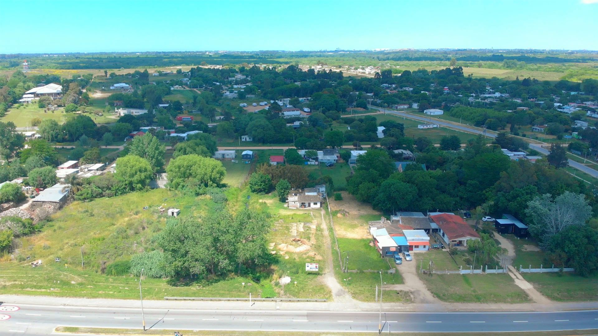 Alquiler de terreno sobre R 102 cerca Zonamérica · Foto 6