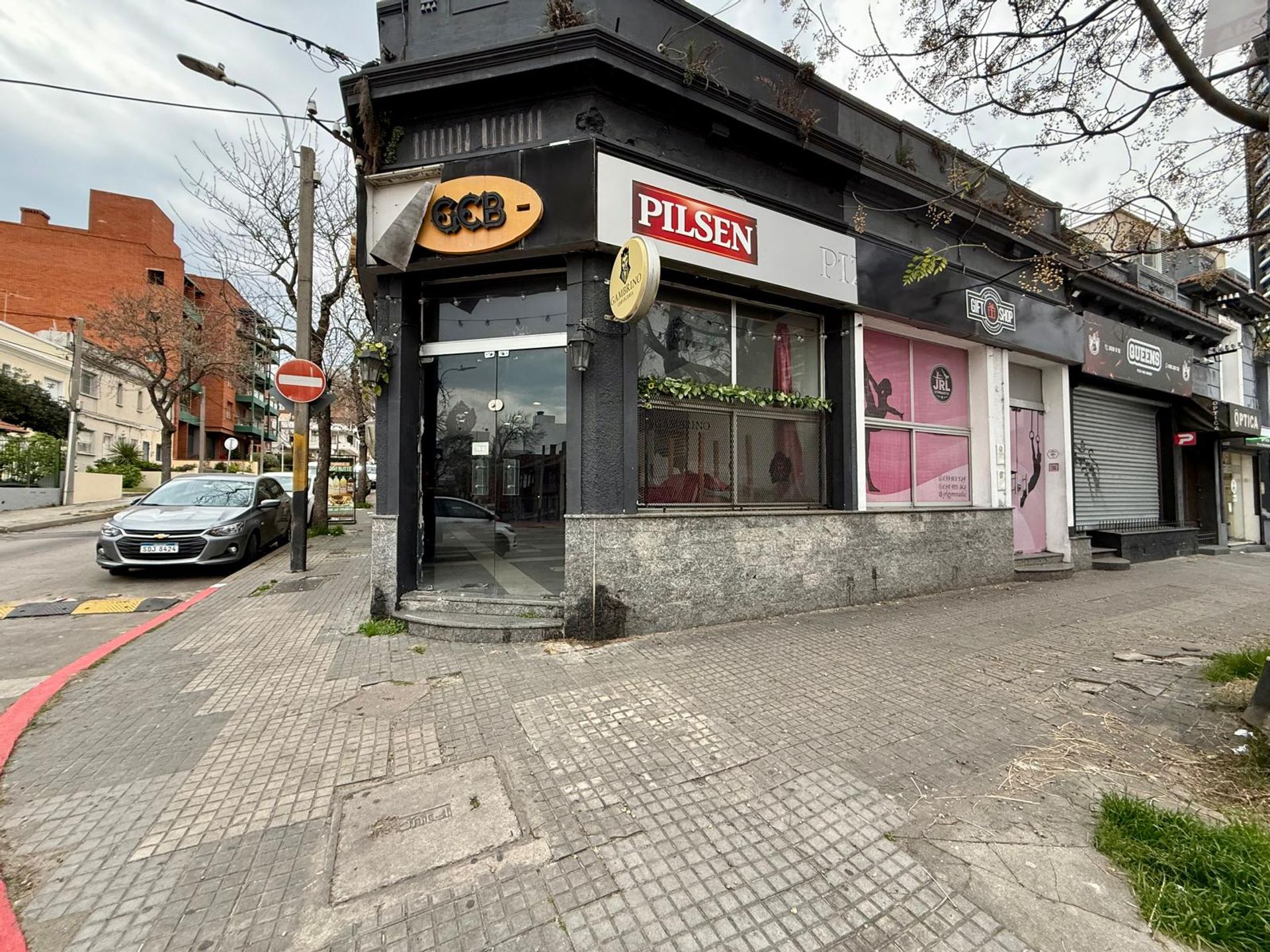 ALQUILER LOCAL COMERCIAL ESQUINA MALVIN · Foto 10