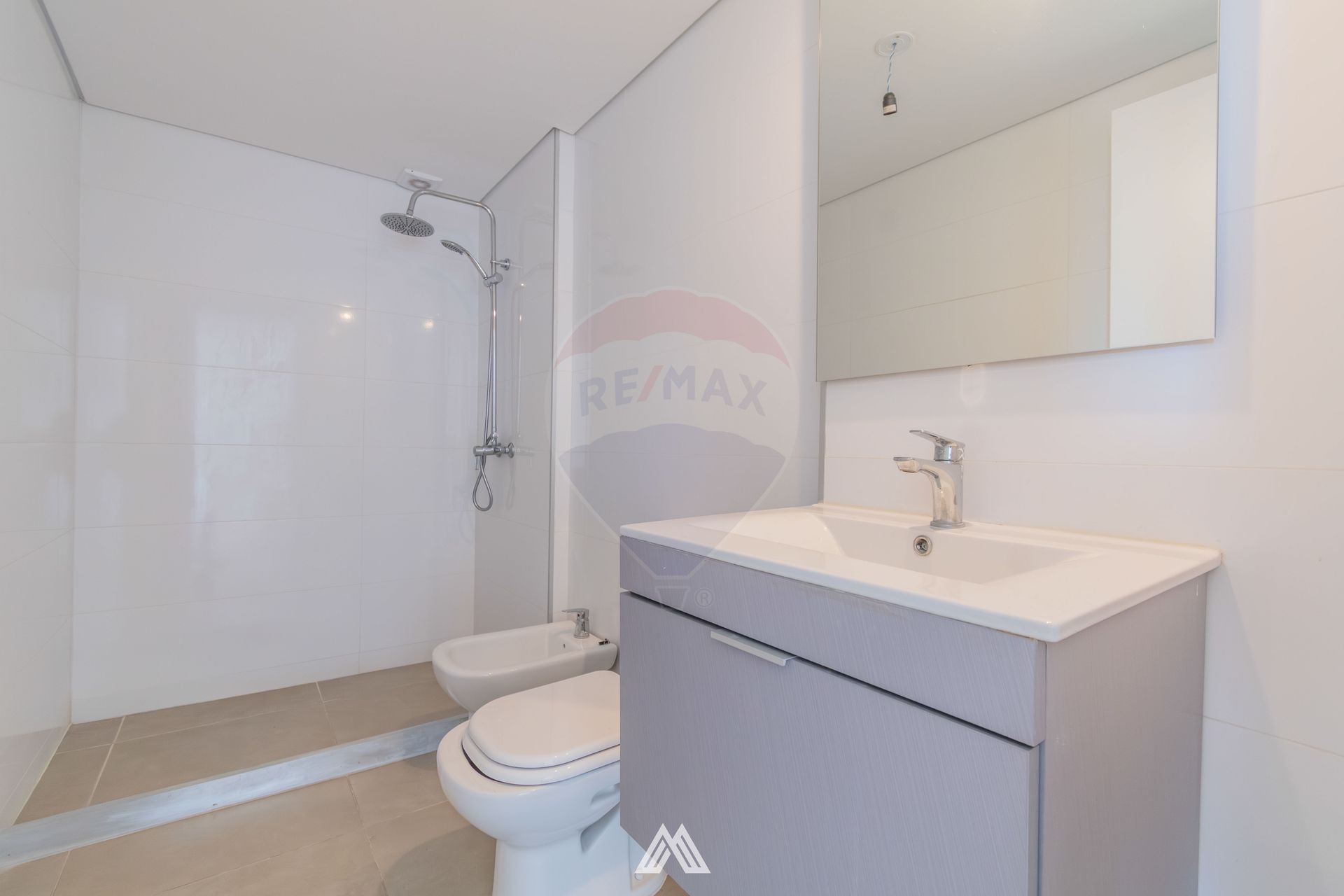 Alquiler Apartamento 2 Dormitorios y Garaje Malvin · Foto 12