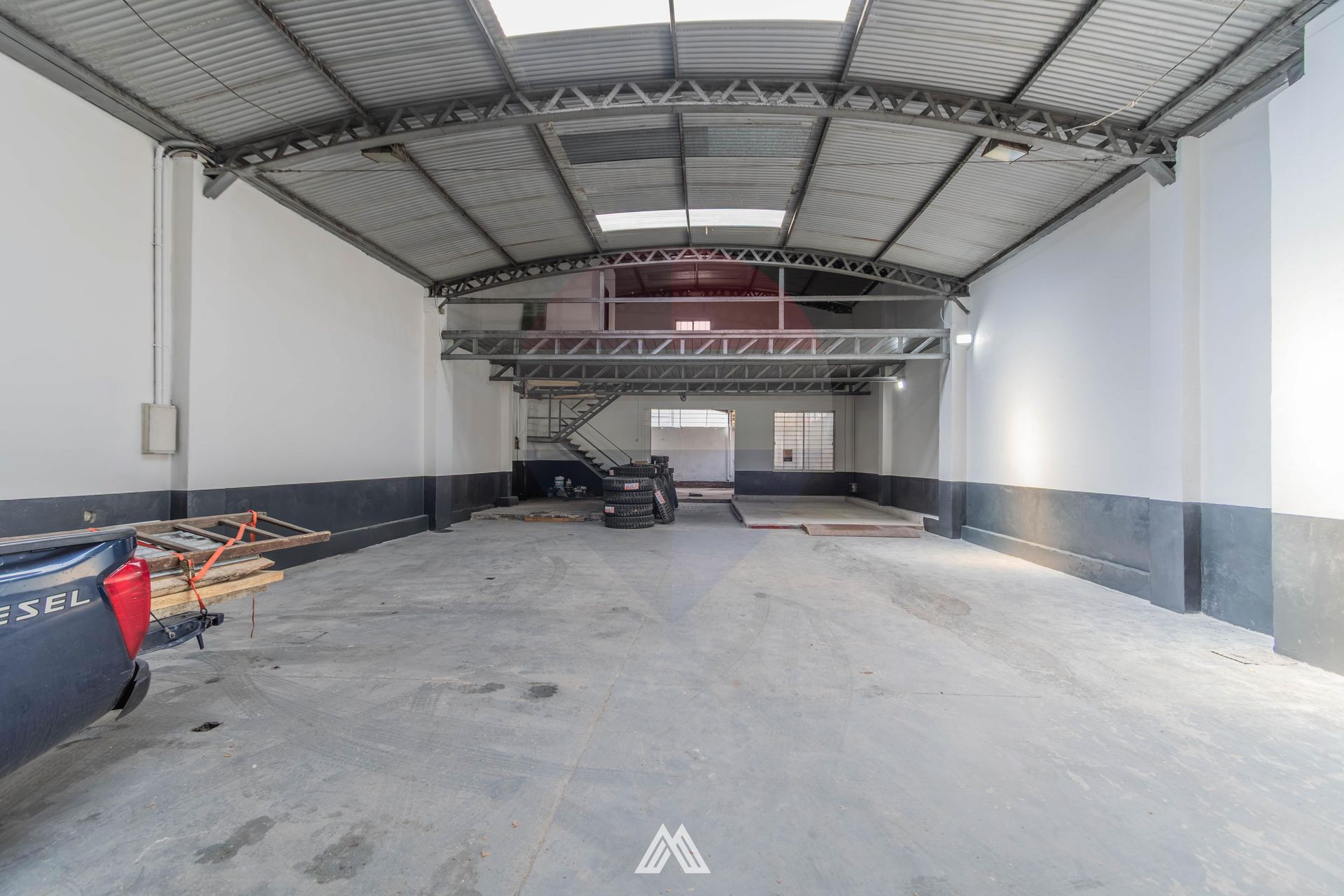ALQUILER DEPÓSITO 570M2 EN UNIÓN · Foto 2