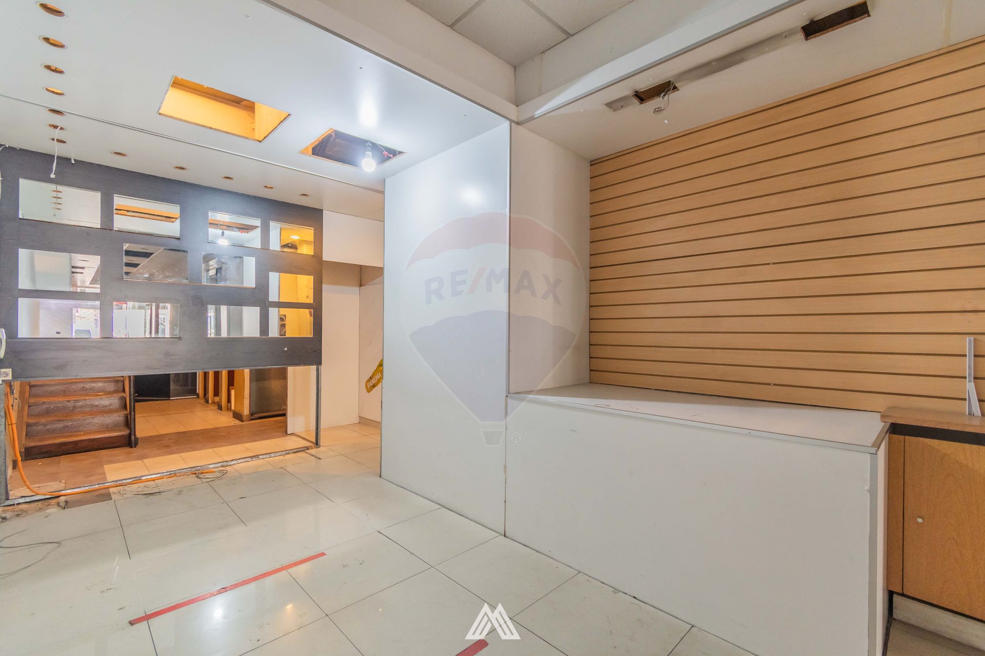 ALQUILER LOCAL COMERCIAL CORDON 18 DE JULIO · Foto 4