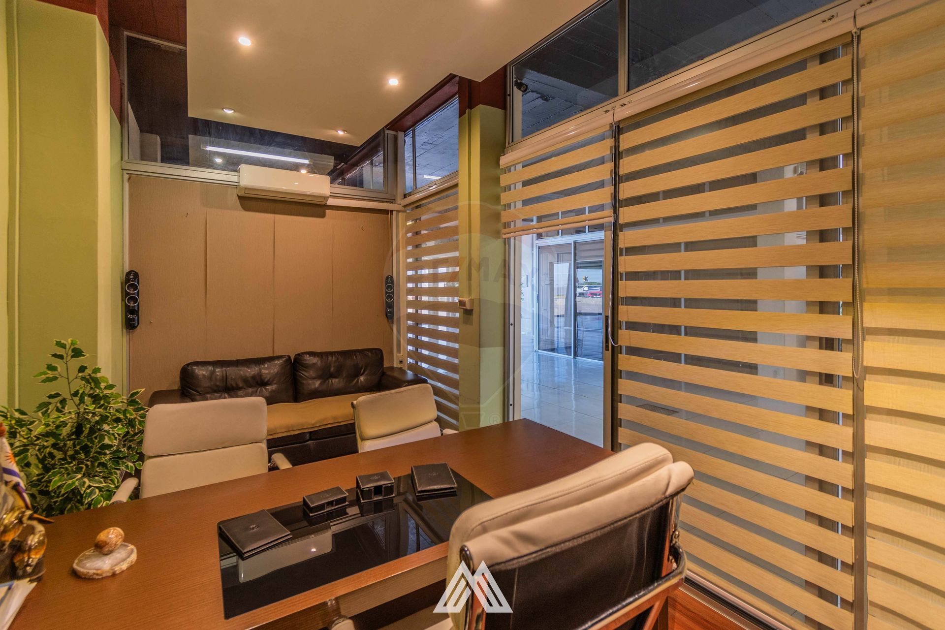 ALQUILA LOCAL CON OFICINAS + APTO BUCEO RAMBLA GGE · Foto 7