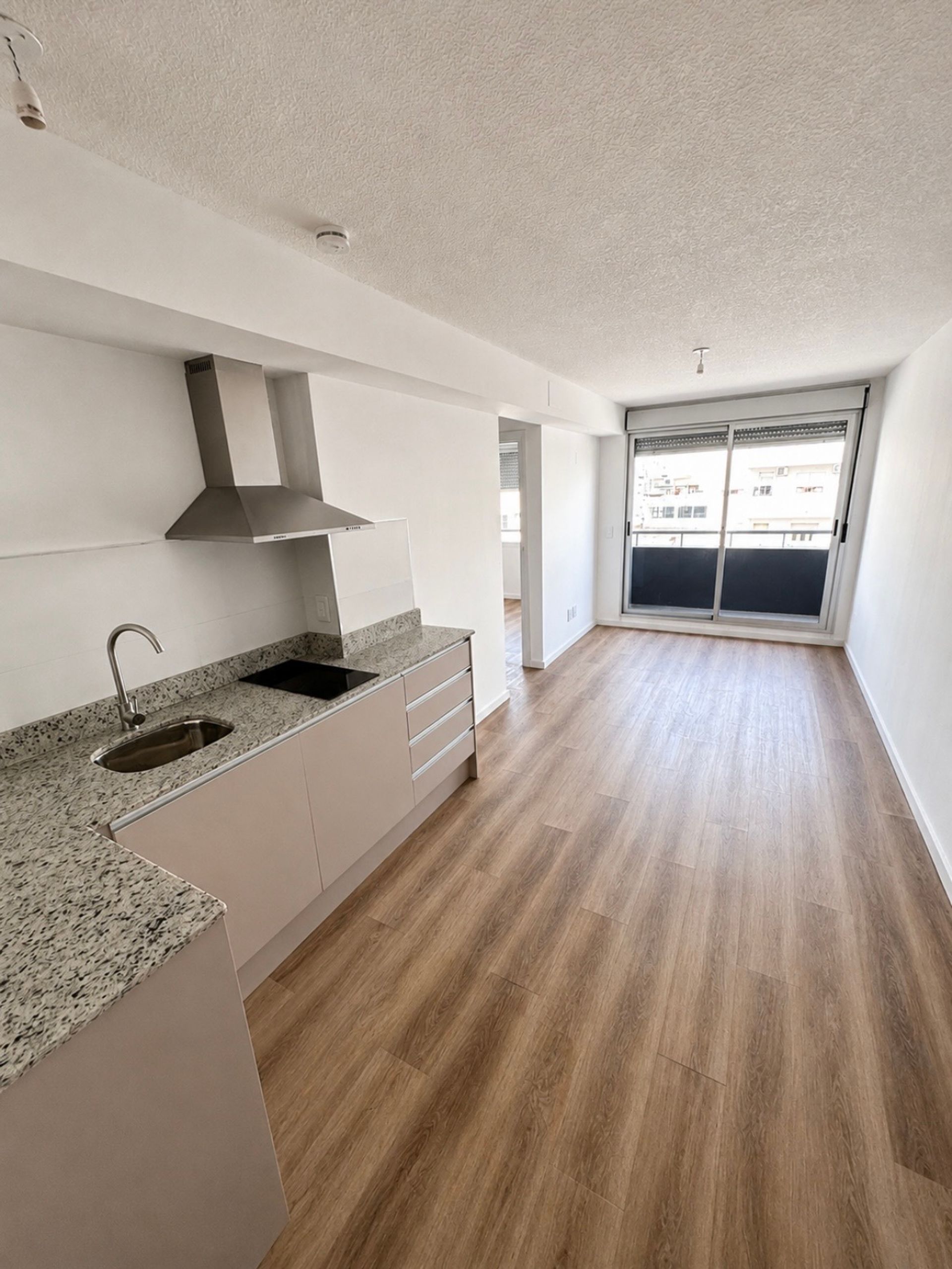 VENTA APARTAMENTO 1 DORM BALCON CORDON RENTA