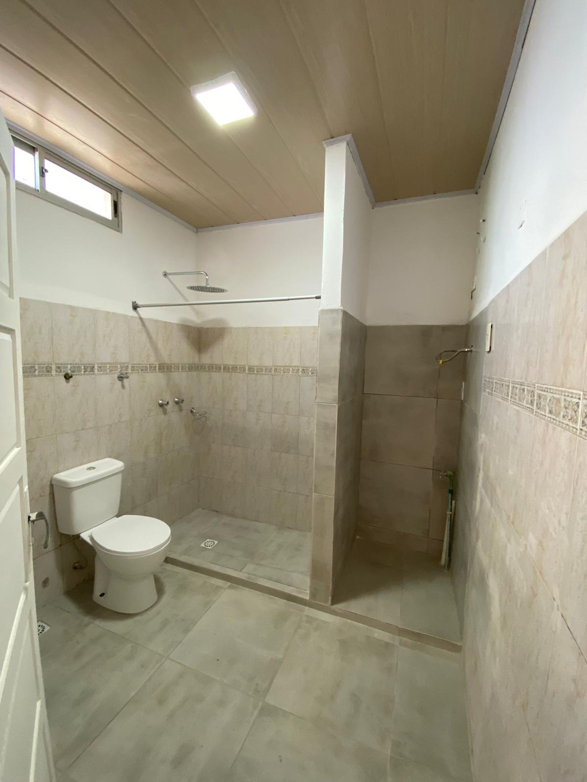 Alquiler casa tres dormitorios y cochera en Pando · Foto 12
